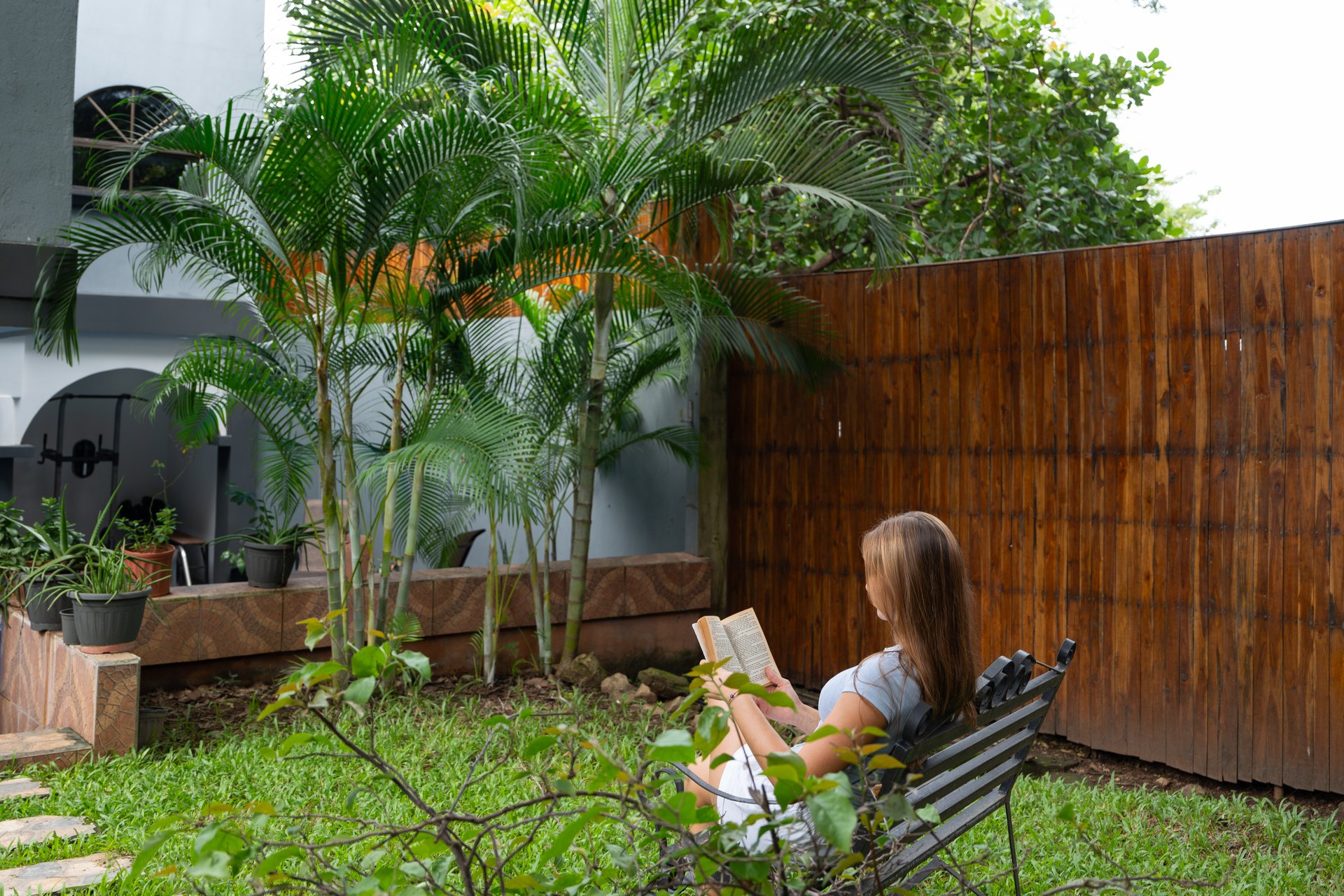 Laughing Gecko Suites | Beach Suites / Boutique Hotel For Sale