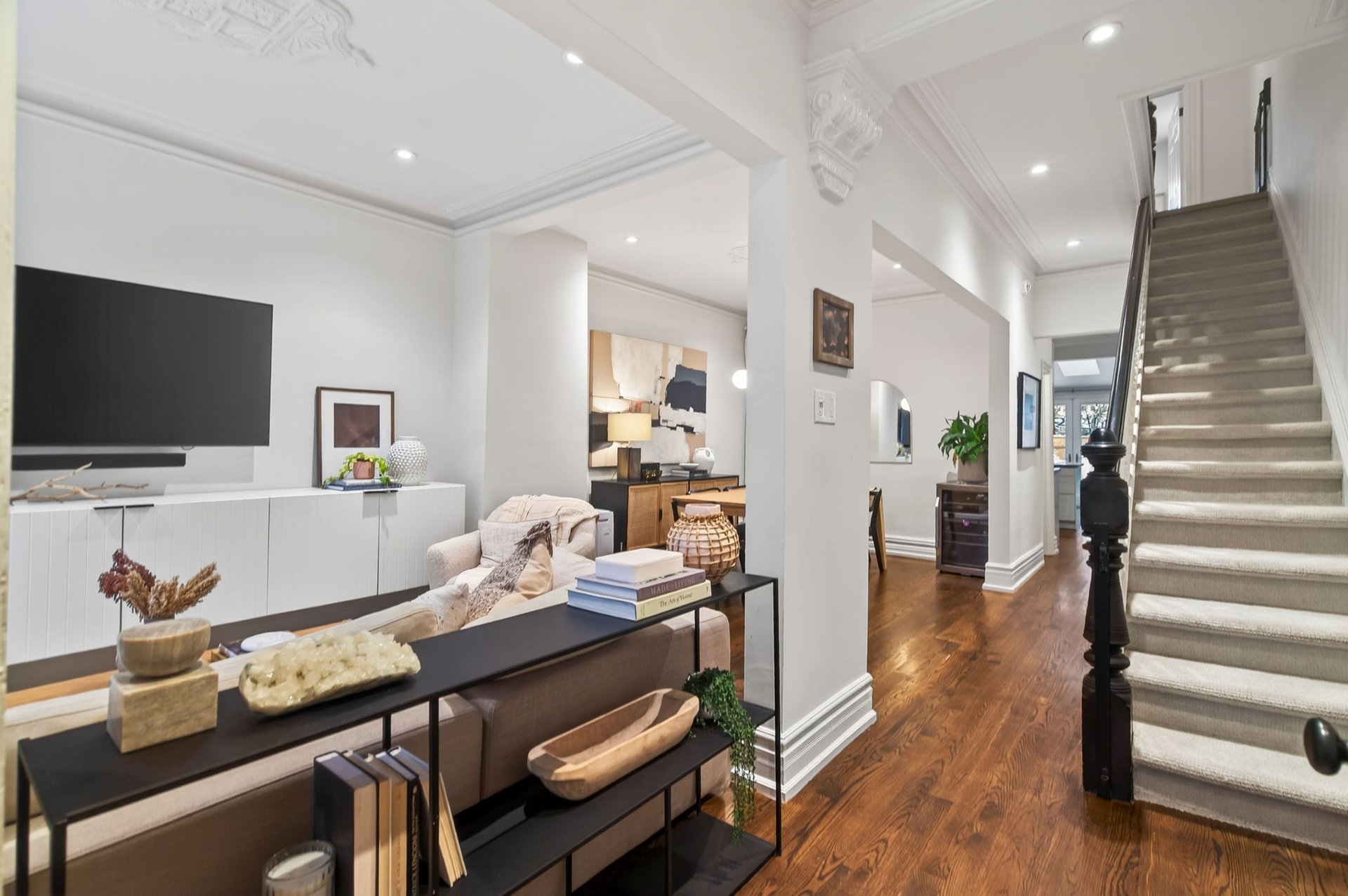 SOLD: Standout Residence In Coveted Summerhill