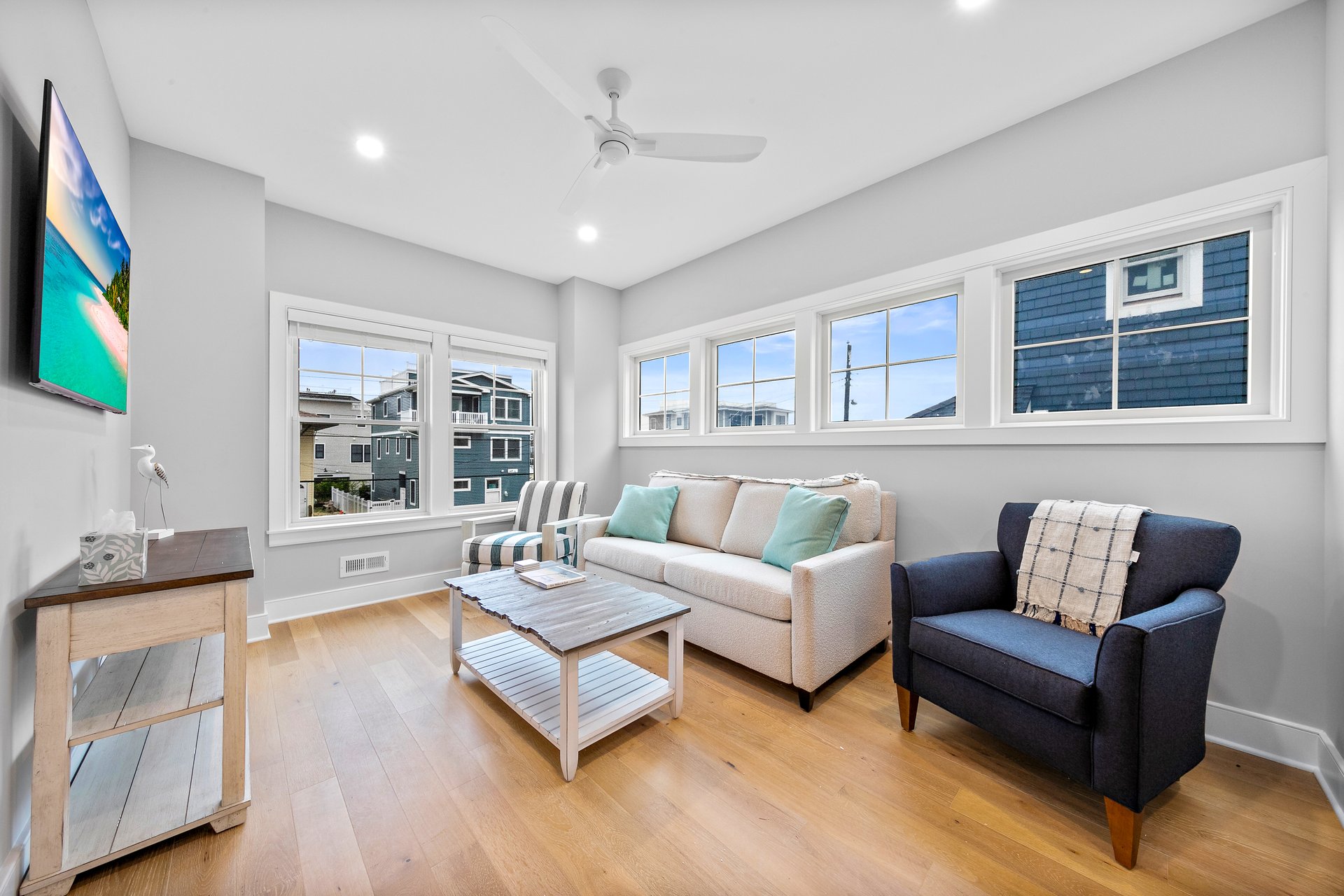 101 E Connecticut Ave
