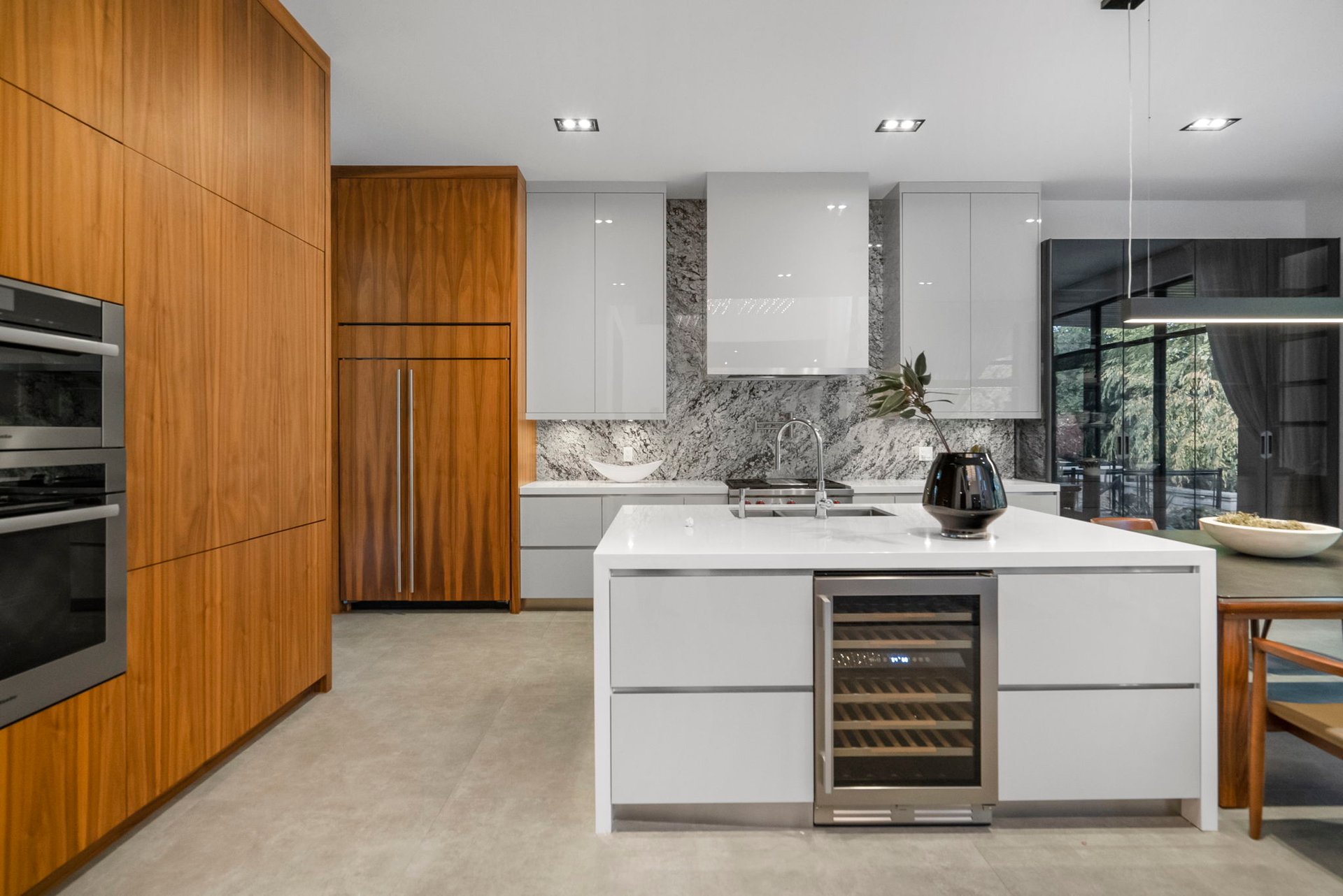 SOLD: Modern Architectural Profile