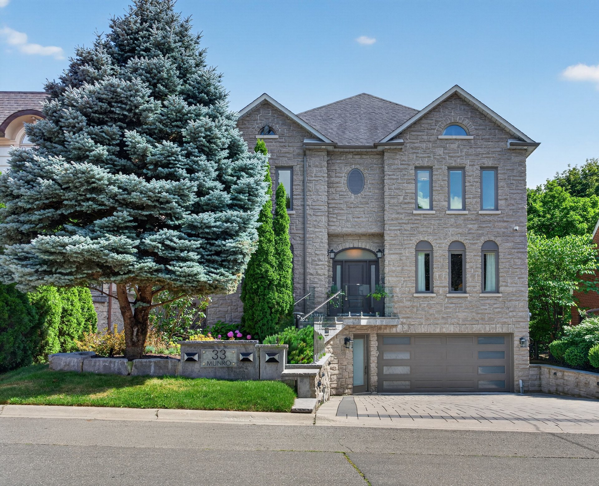 Fully Renovated Designer Residence