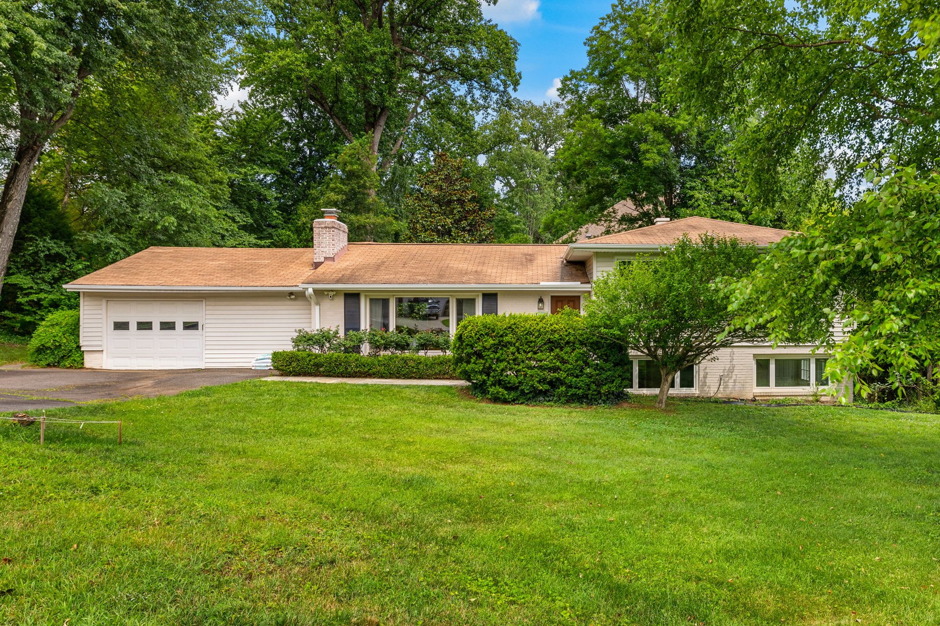 A Rare McLean Opportunity with Extraordinary Potential