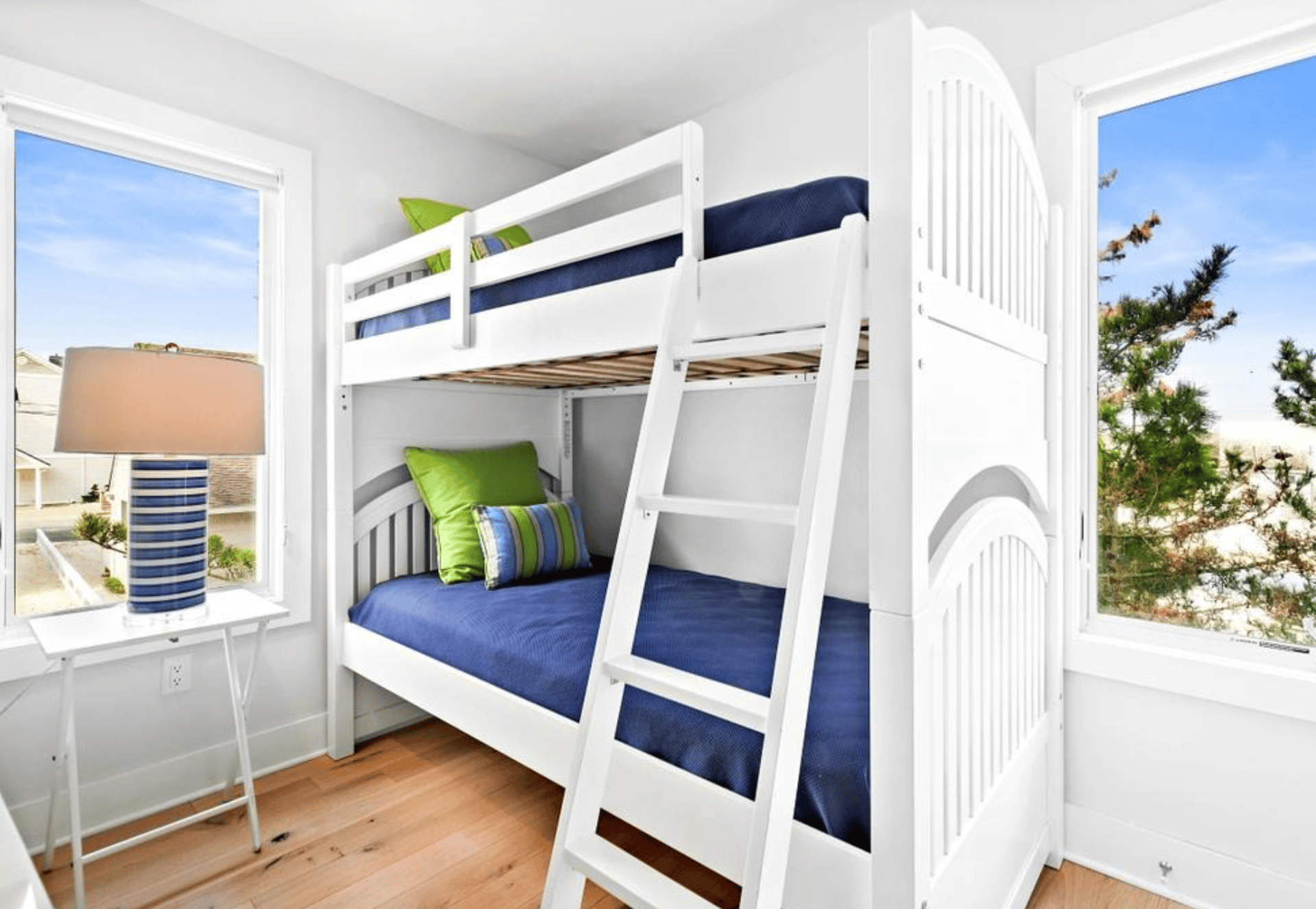5 S. Ocean Avenue, Surf City - Pet Friendly 