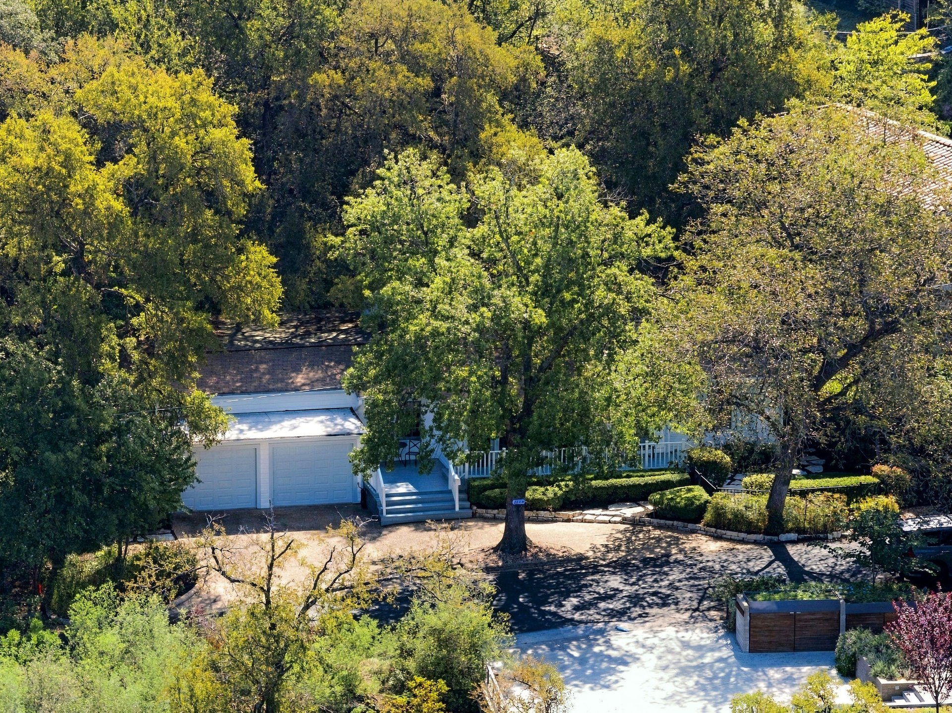 2205 Scenic Drive