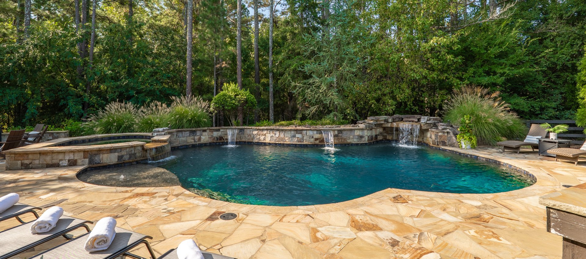 16555 Quayside Drive