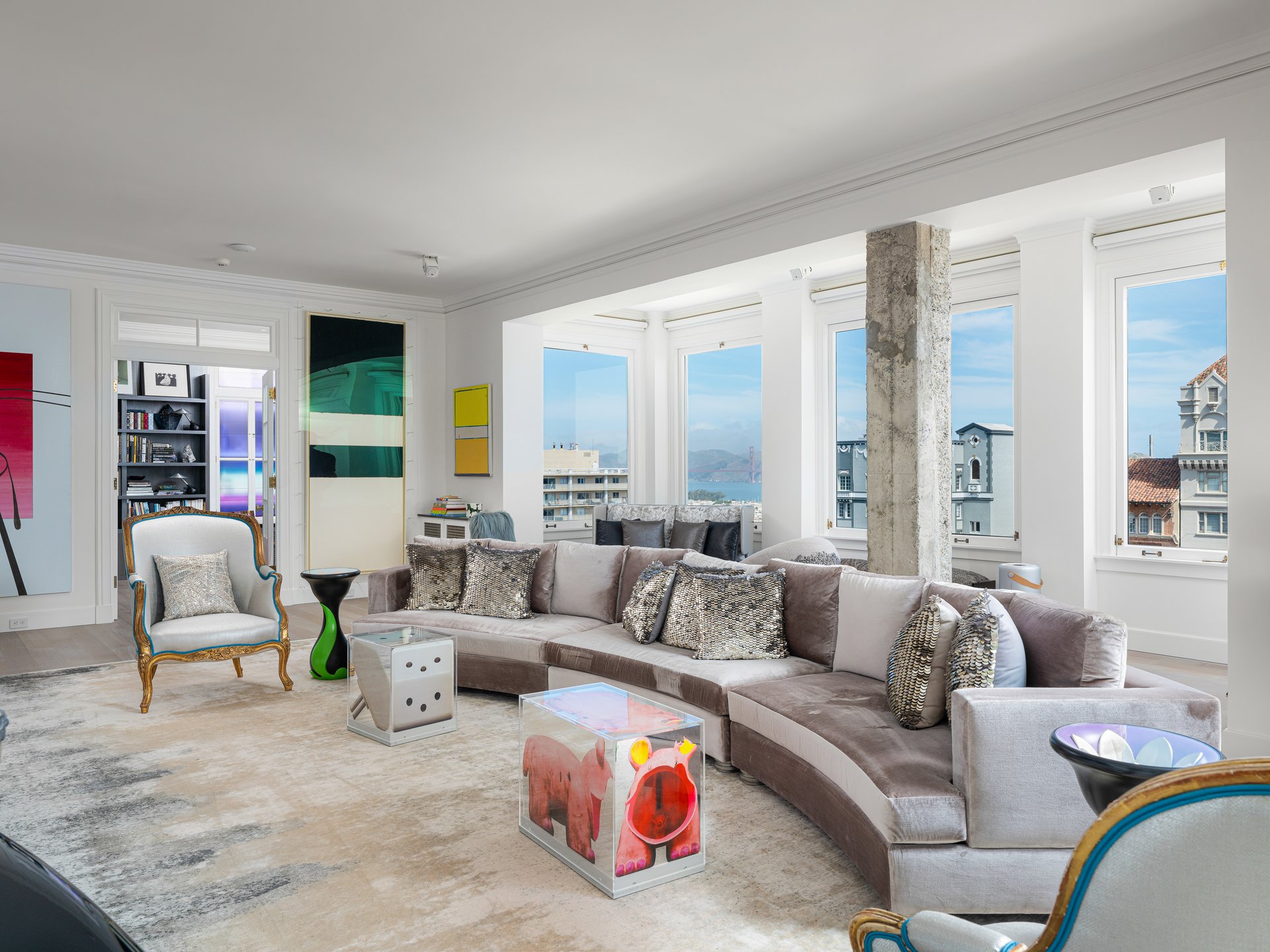 Magnificent Apartment at The Heights