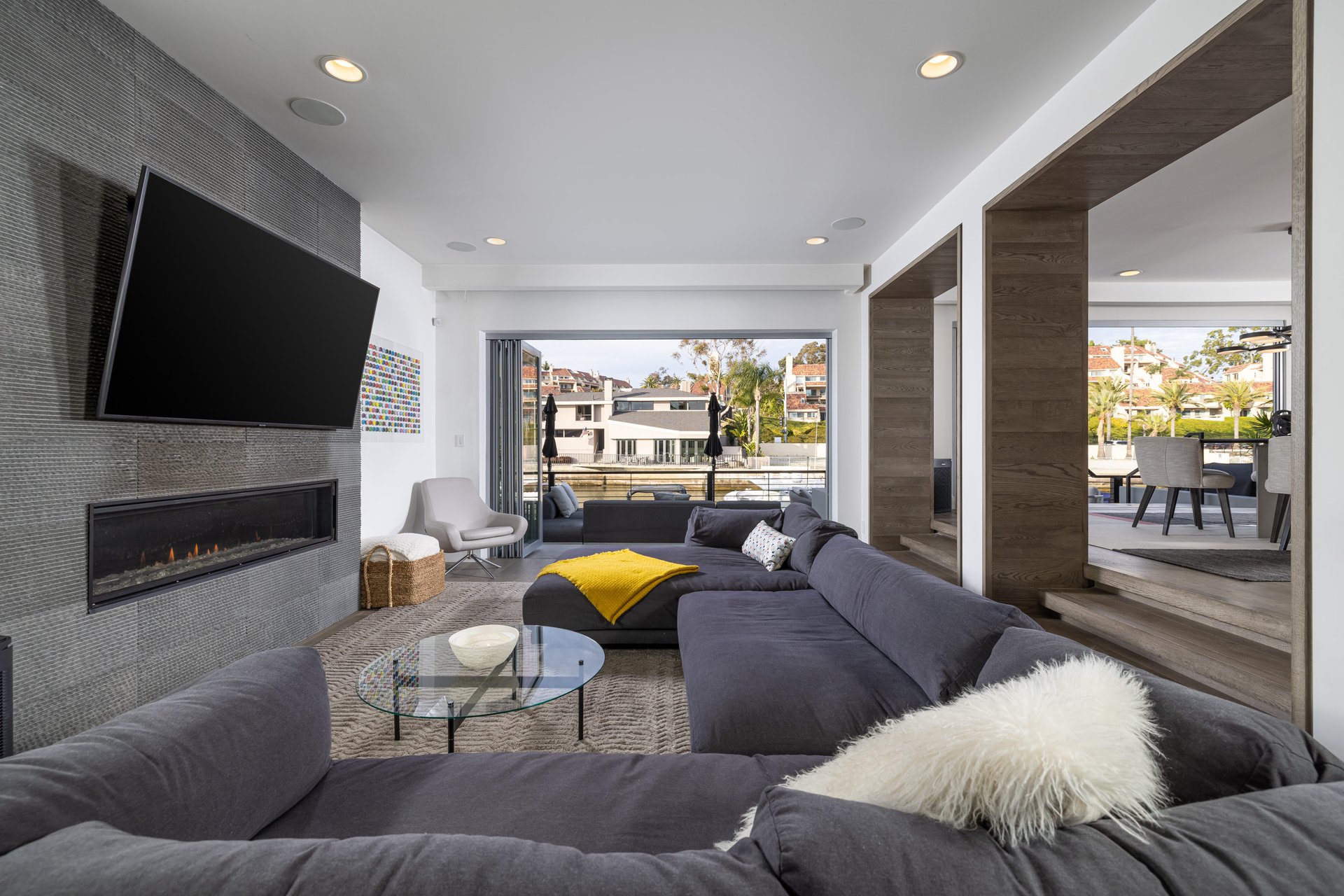 748 Harbor Island Drive