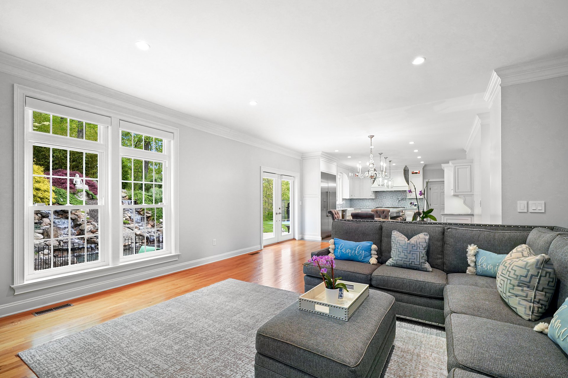 18 N Nabby Rd, Danbury, CT 06811