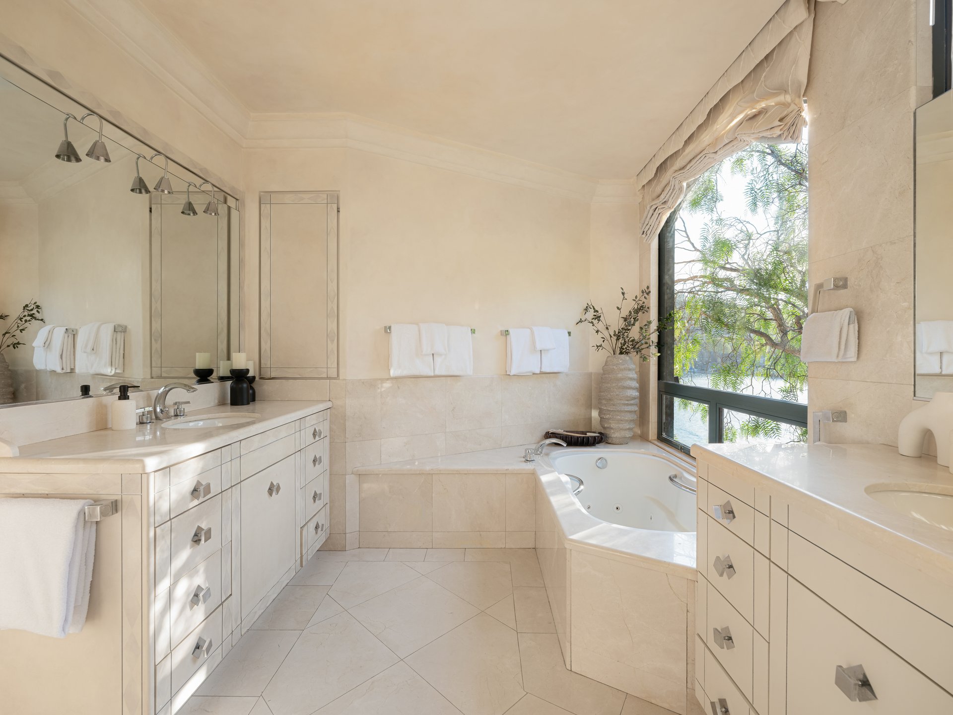 Corinthian Island Waterfront Estate