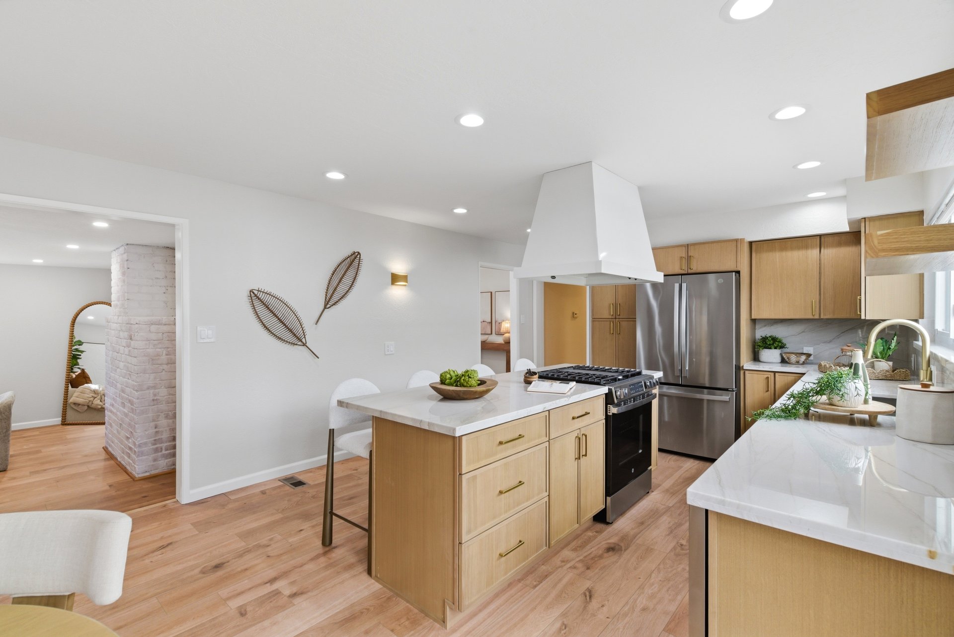 972 Emerald Way