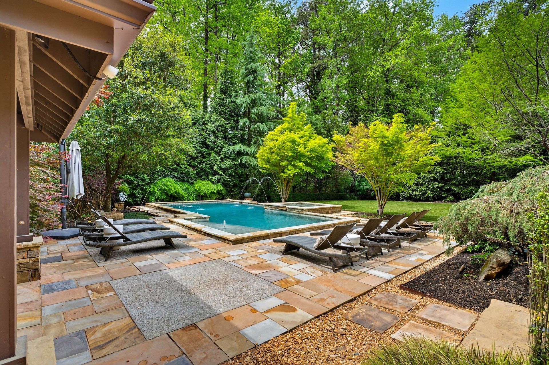 4868 Merlendale Drive