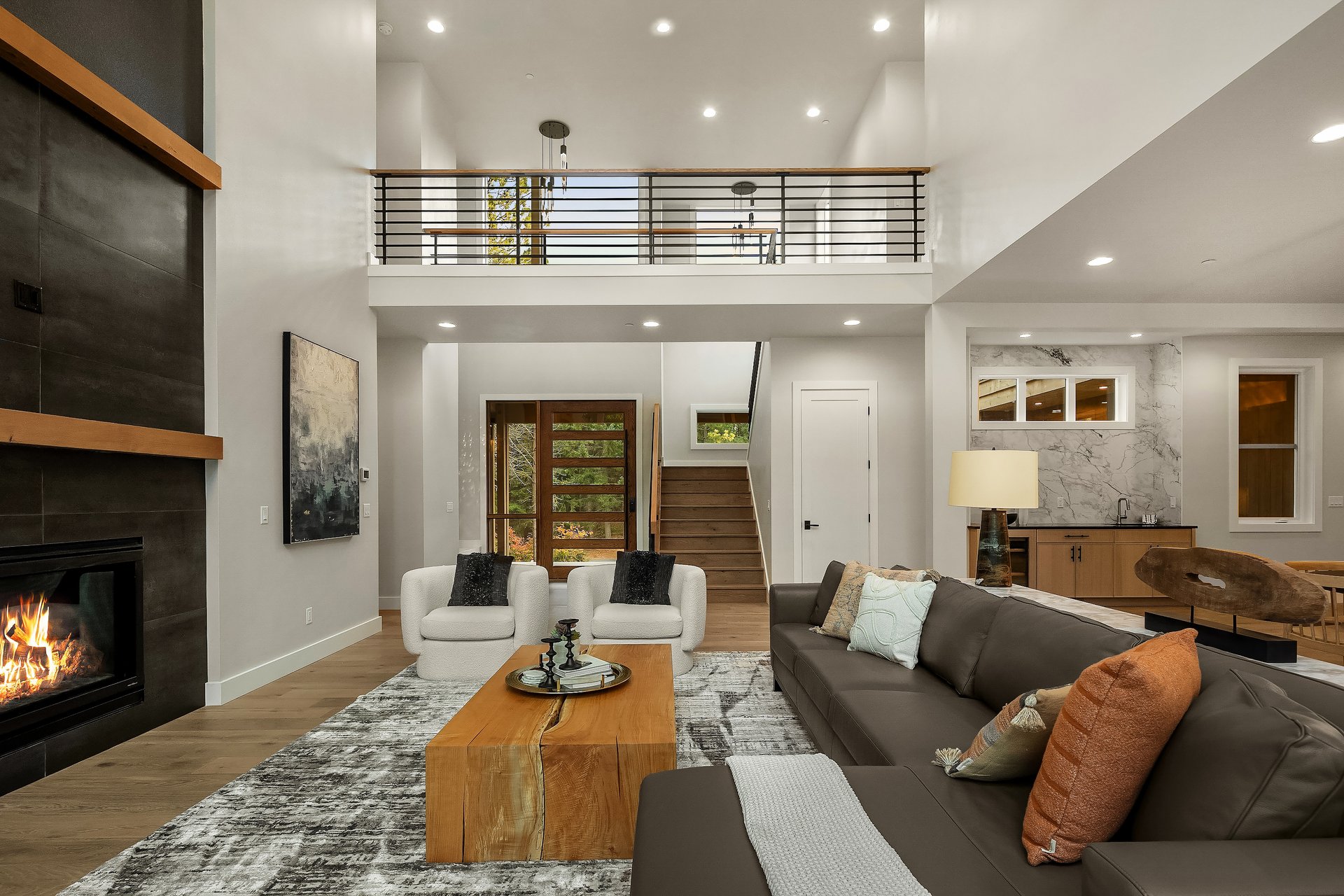 1130 Ruby King Loop
