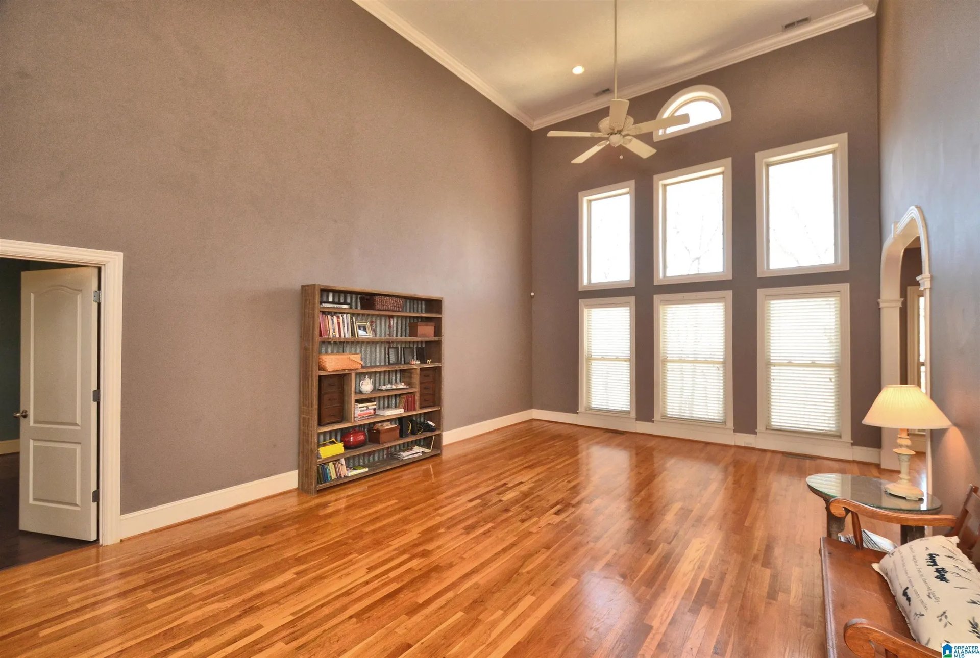 1667 OAK PARK LN