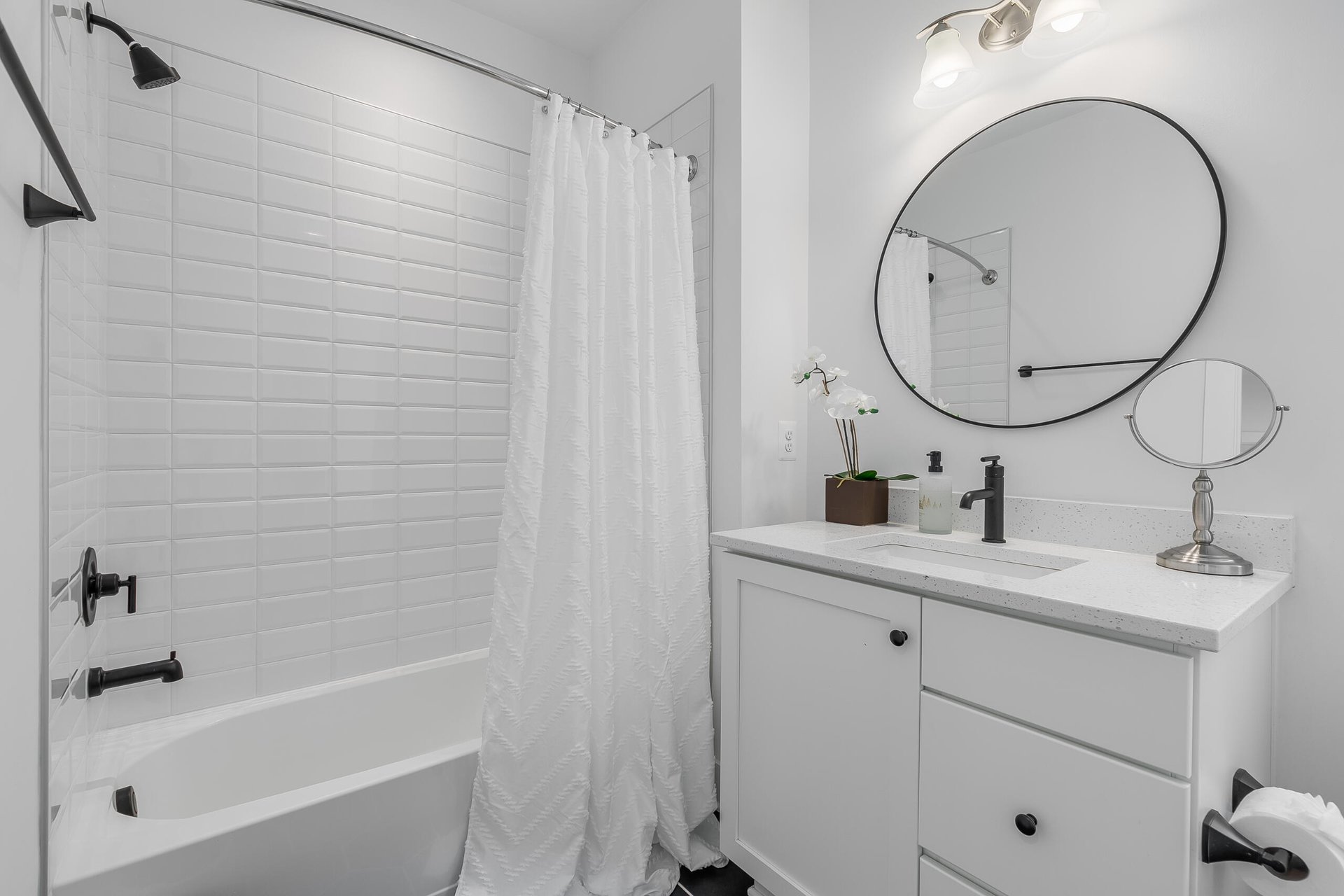 8201 River Rd, Bethesda, MD 20817