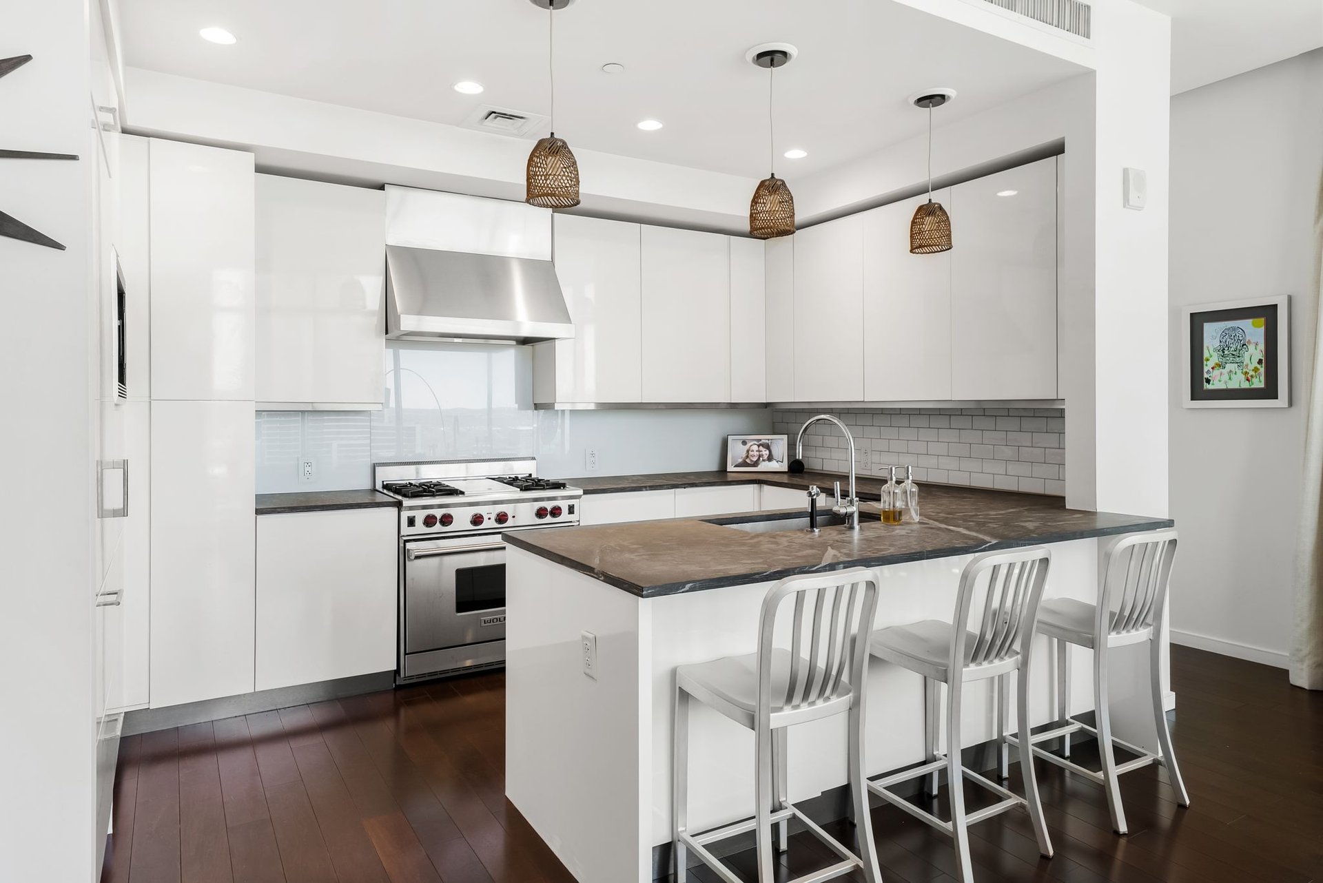 200 Congress Avenue #14C