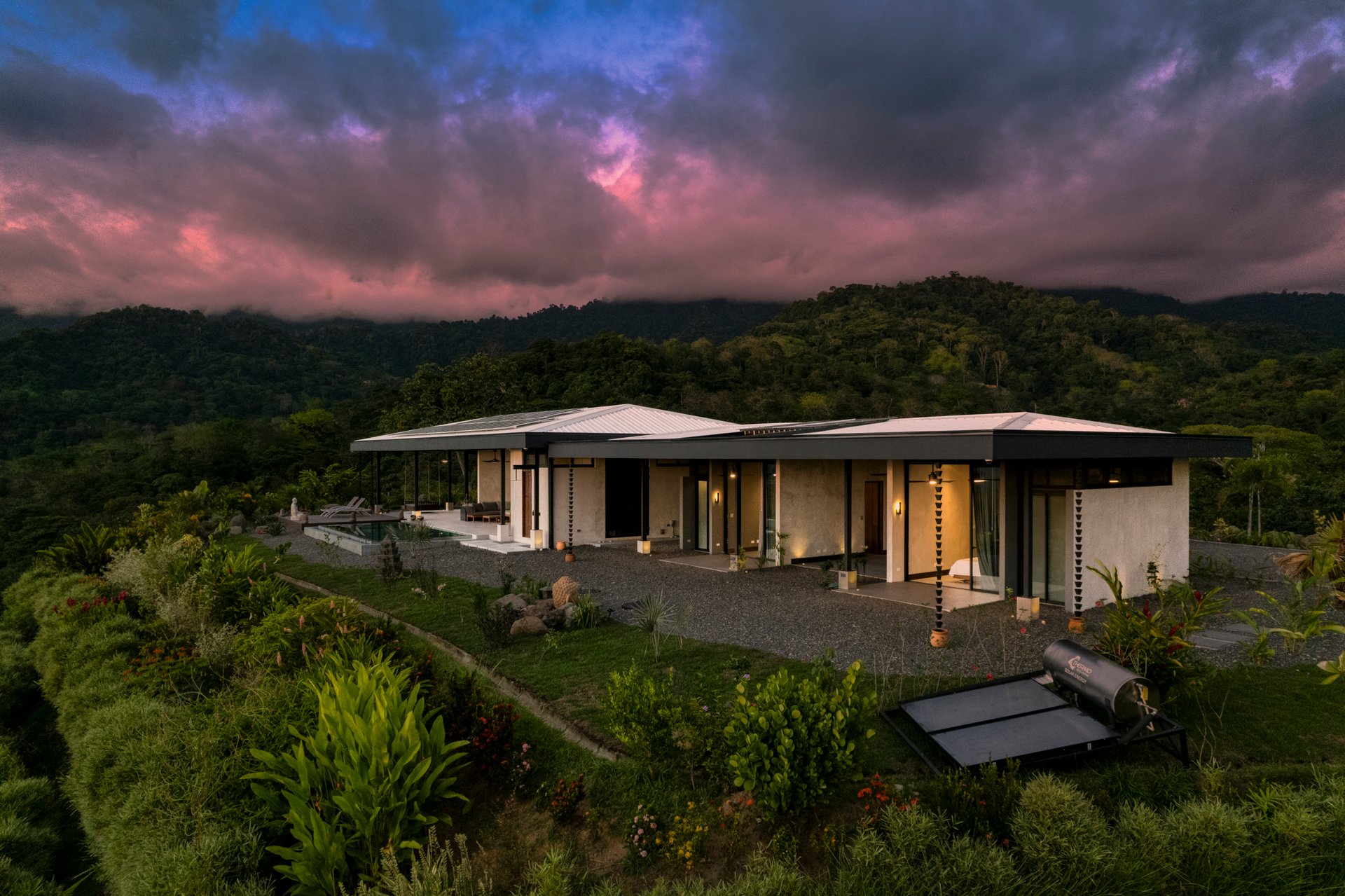 Casa Karuna | Sunset Estate Overlooking the Pacific in Ojochal