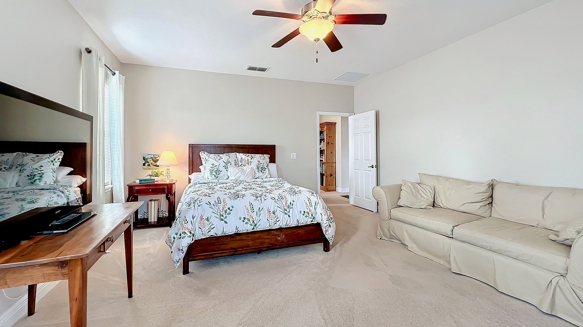 Gracious Baldwin Park Traditional