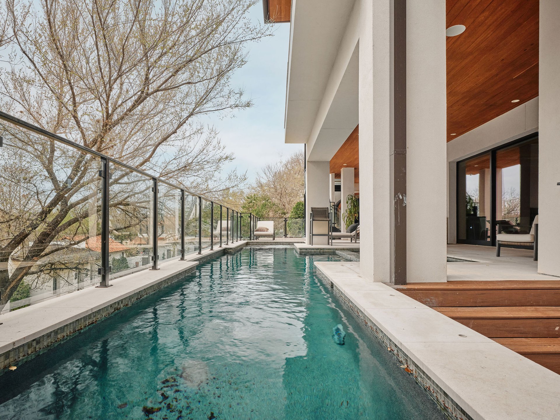 4701 Island Cove