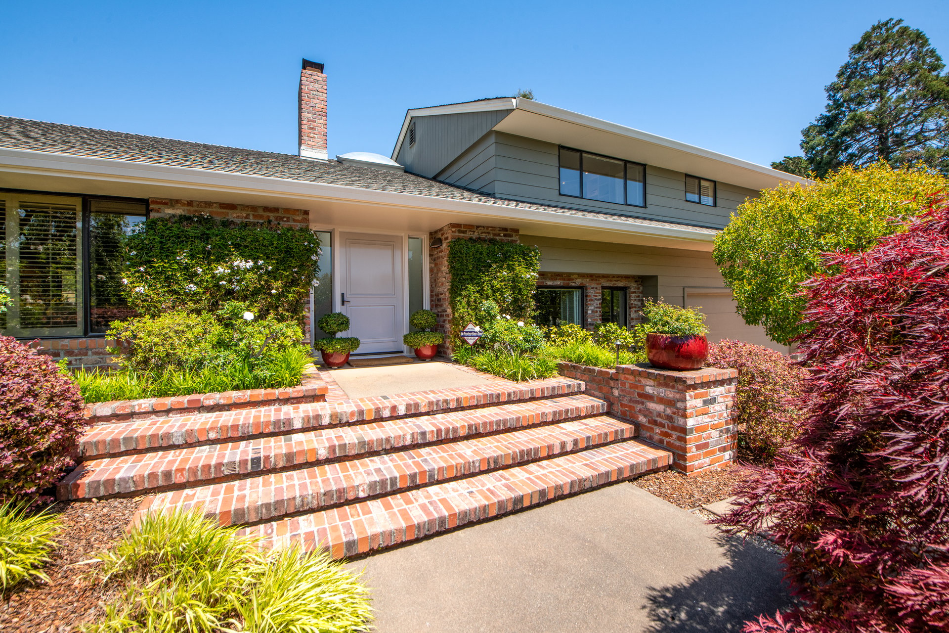 7 Burrell Ct
