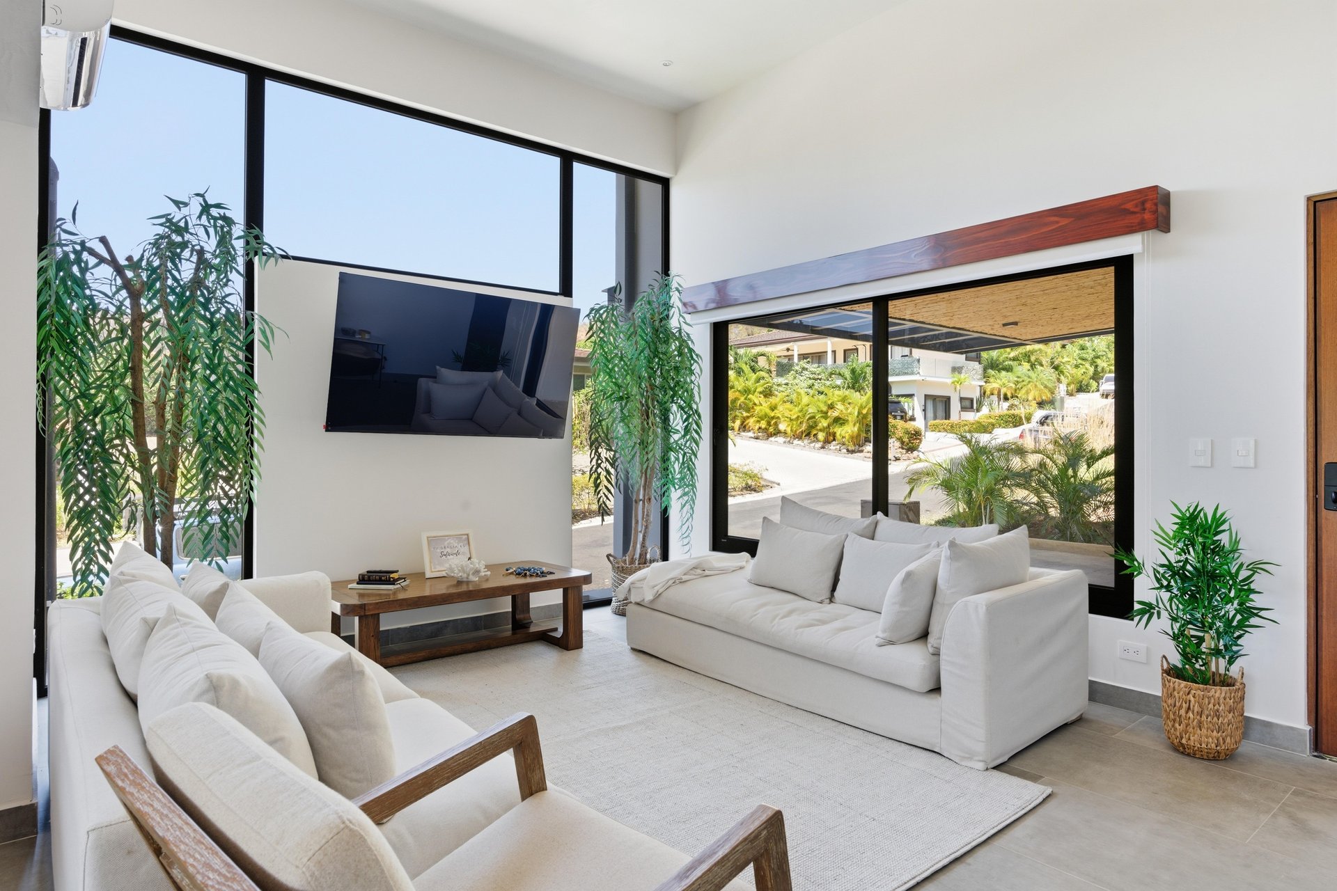 Casa Tranquilidad | Stylish Indoor-Outdoor Living in Dos Ríos at Mar Vista