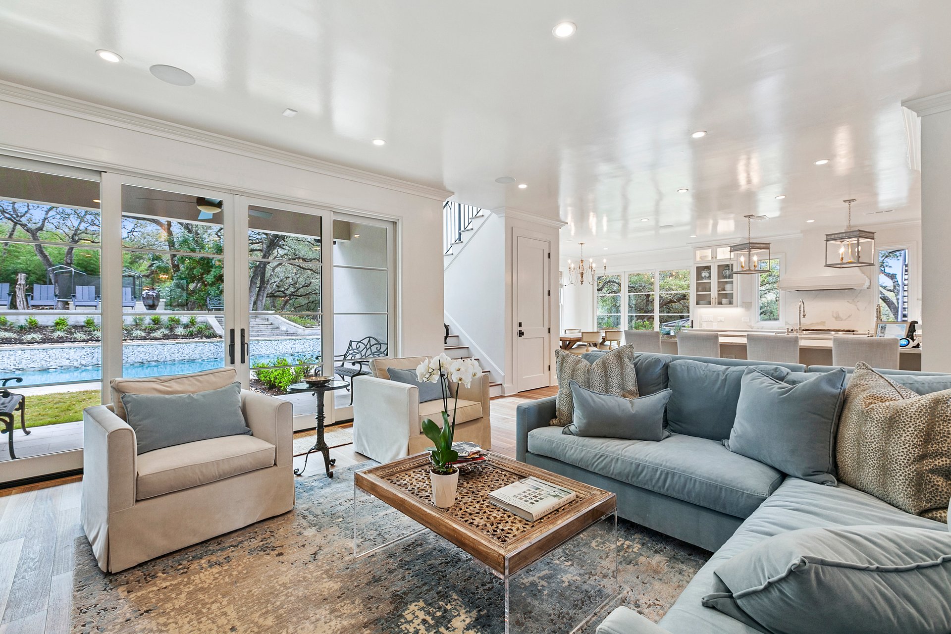 3604 Westlake Drive 