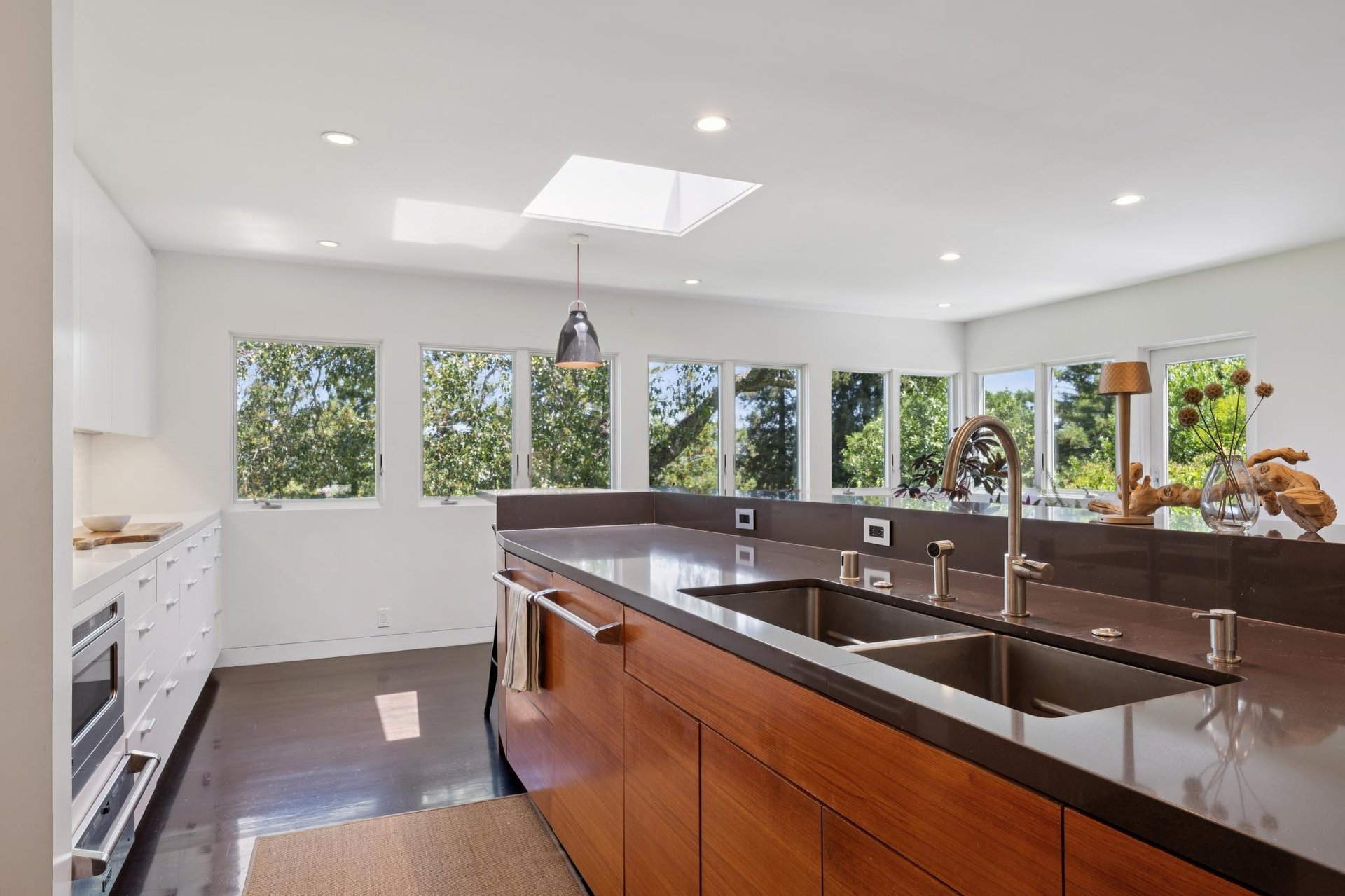 28 Black Log Rd
