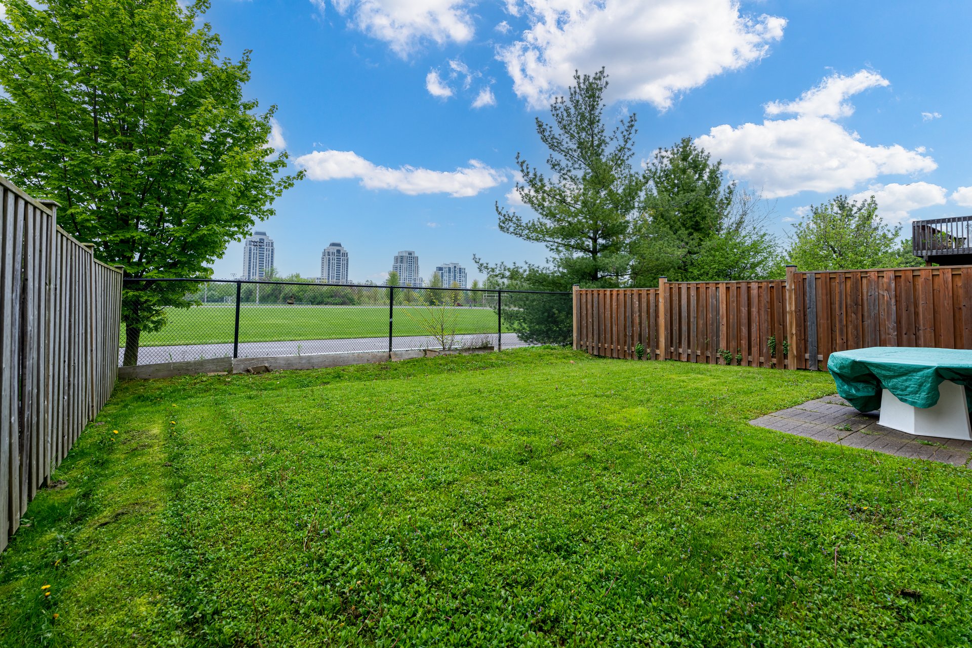 Bsmt - 97 Maple Ridge Cres