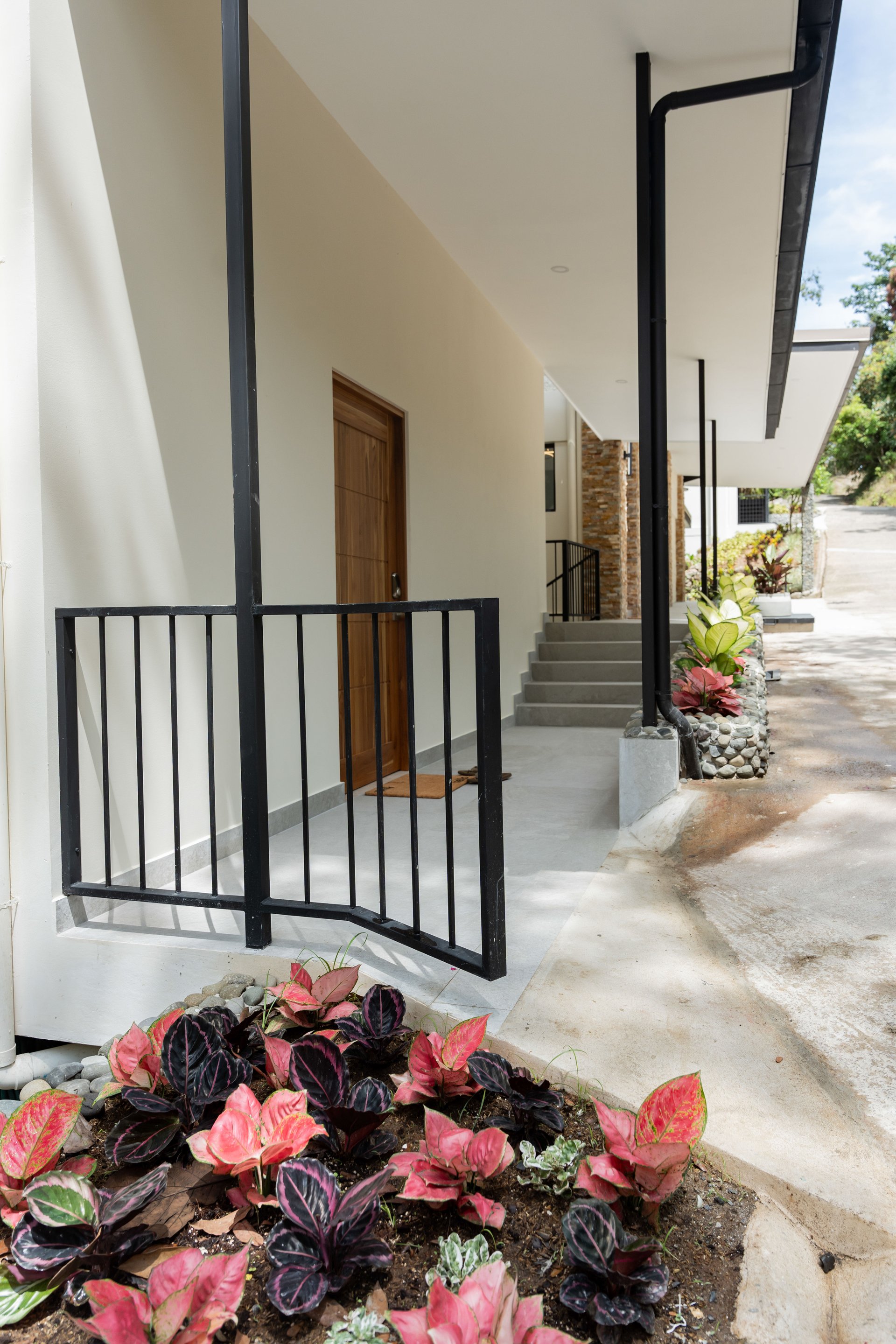 Grand luxury 9 bedroom, 9.5 bath Rainforest & Mountain View Estate near Marina Pez Vela