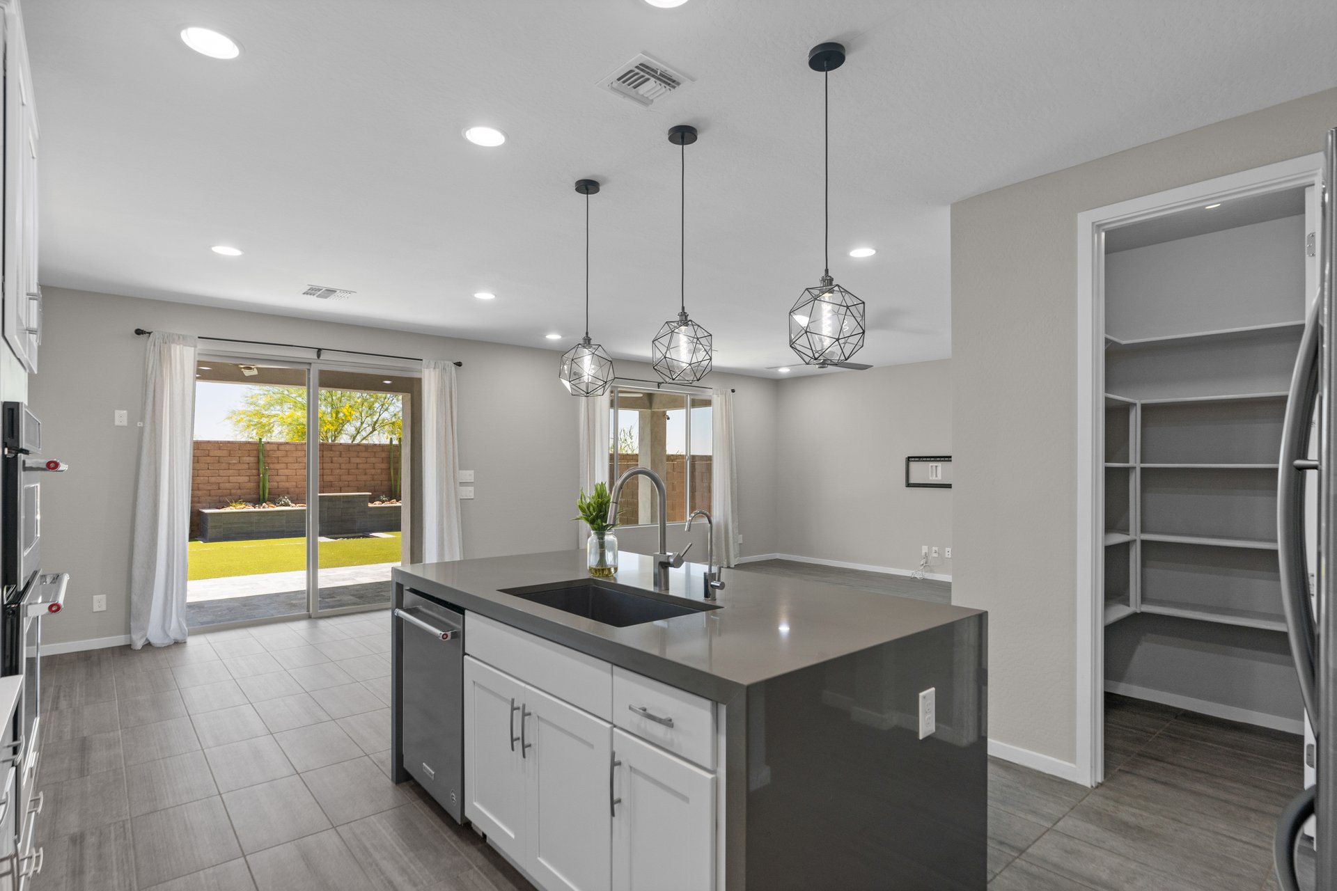 3131 E Tina Dr