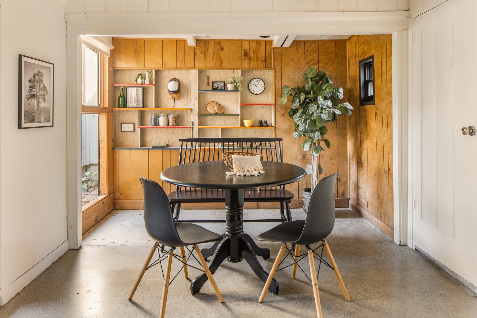 6211 Gyral Dr