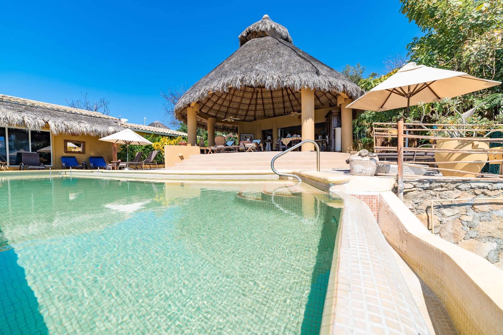 Hotel & Family Compound Mazunte