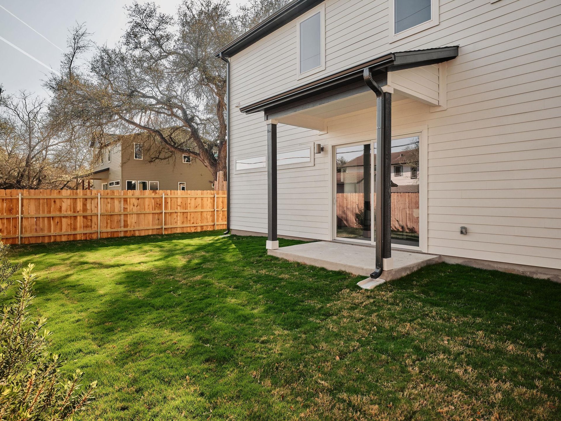 6407 Bradsher #C