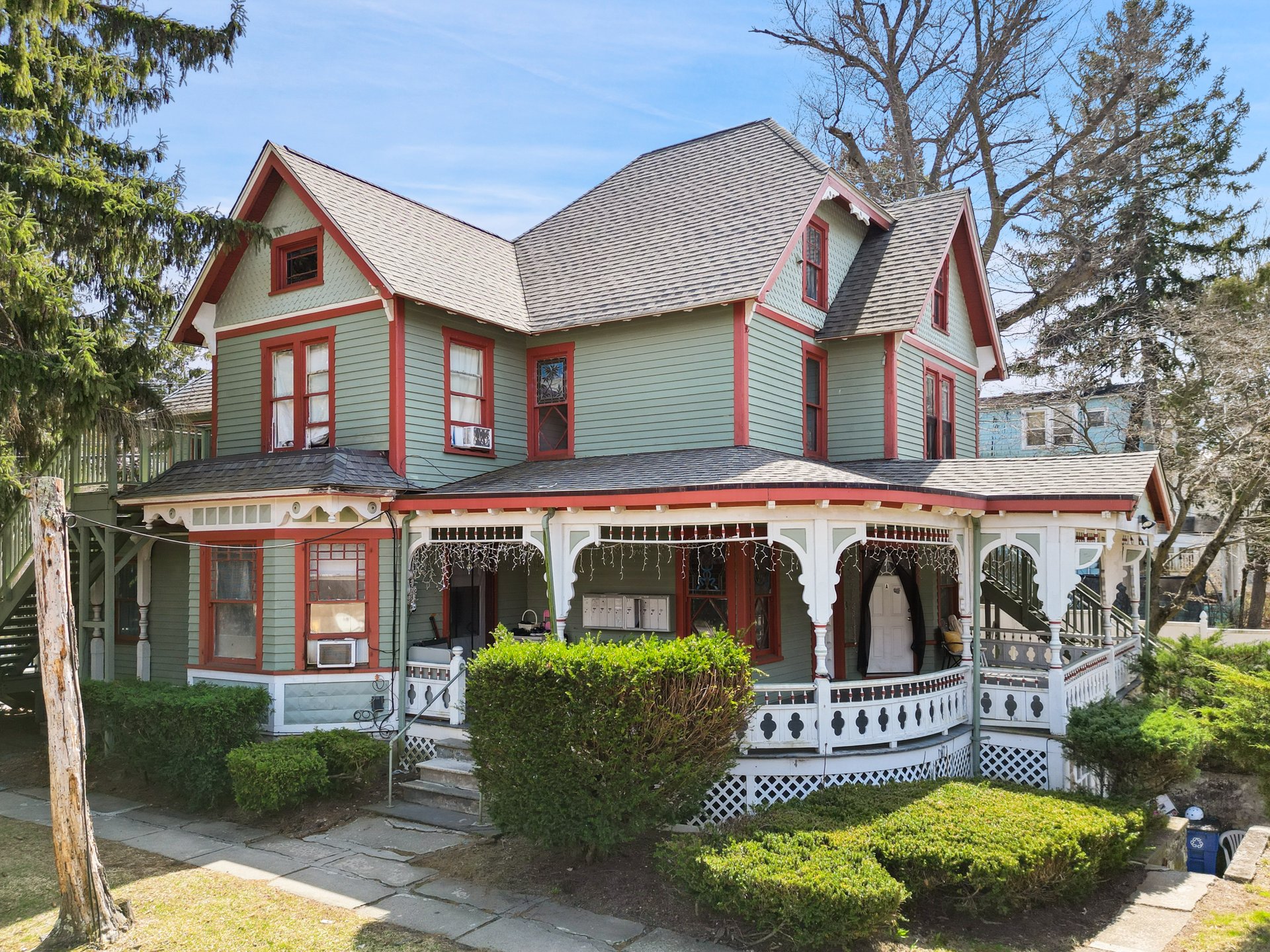 101 N Moger Avenue
