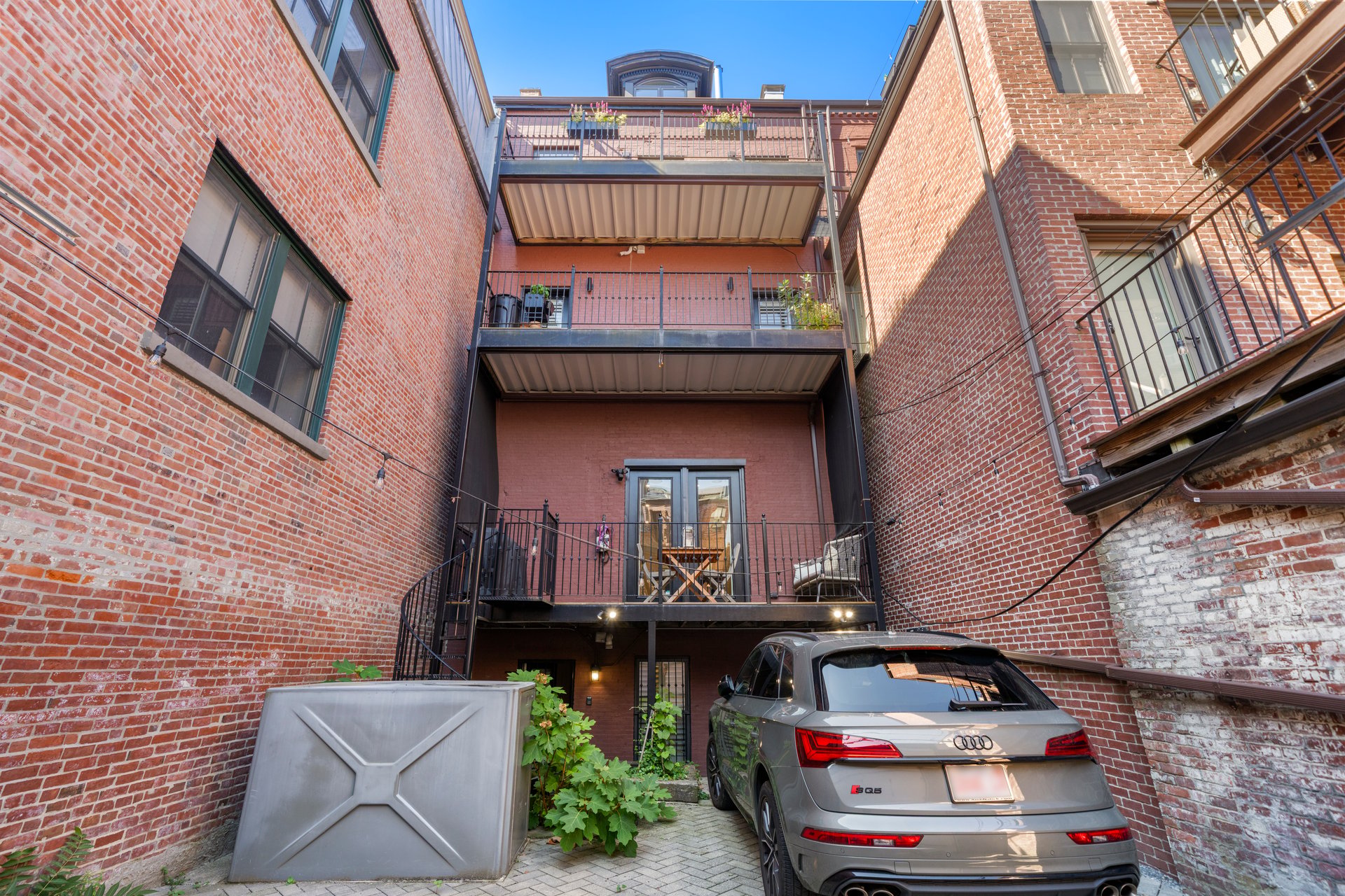 19 Worcester Street # 1