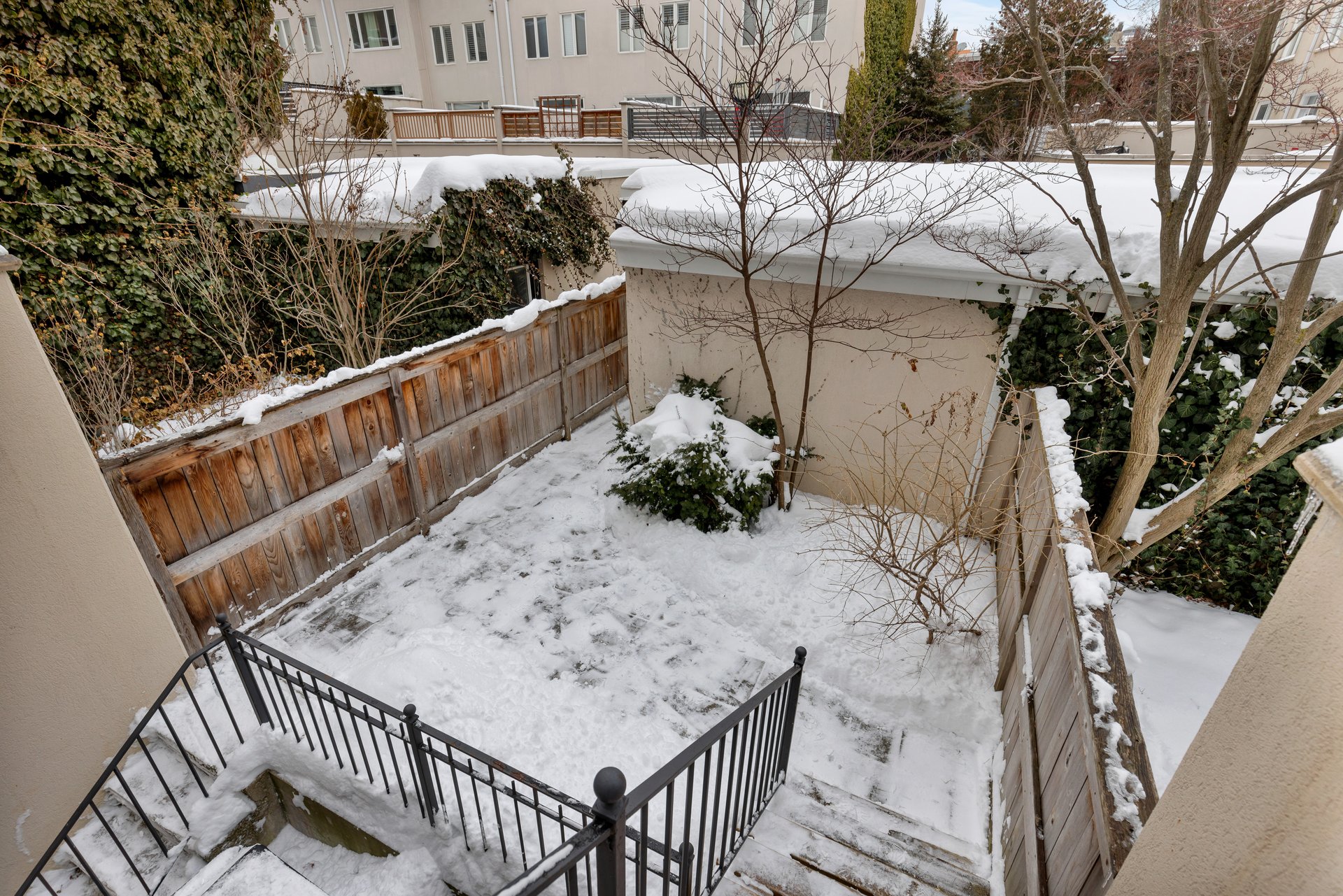 Casa Loma Townhouse