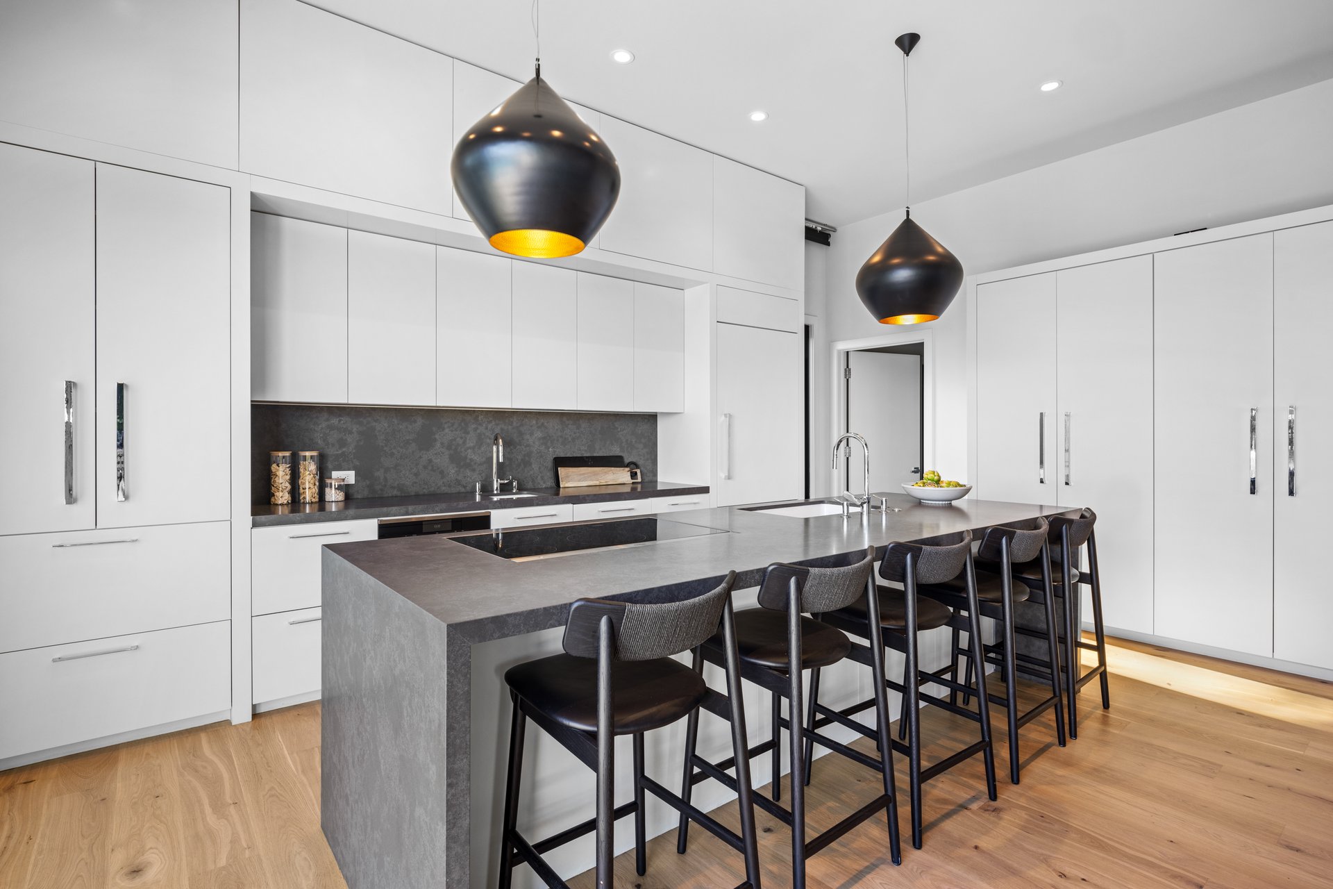 Stunning Contemporary Renovation
