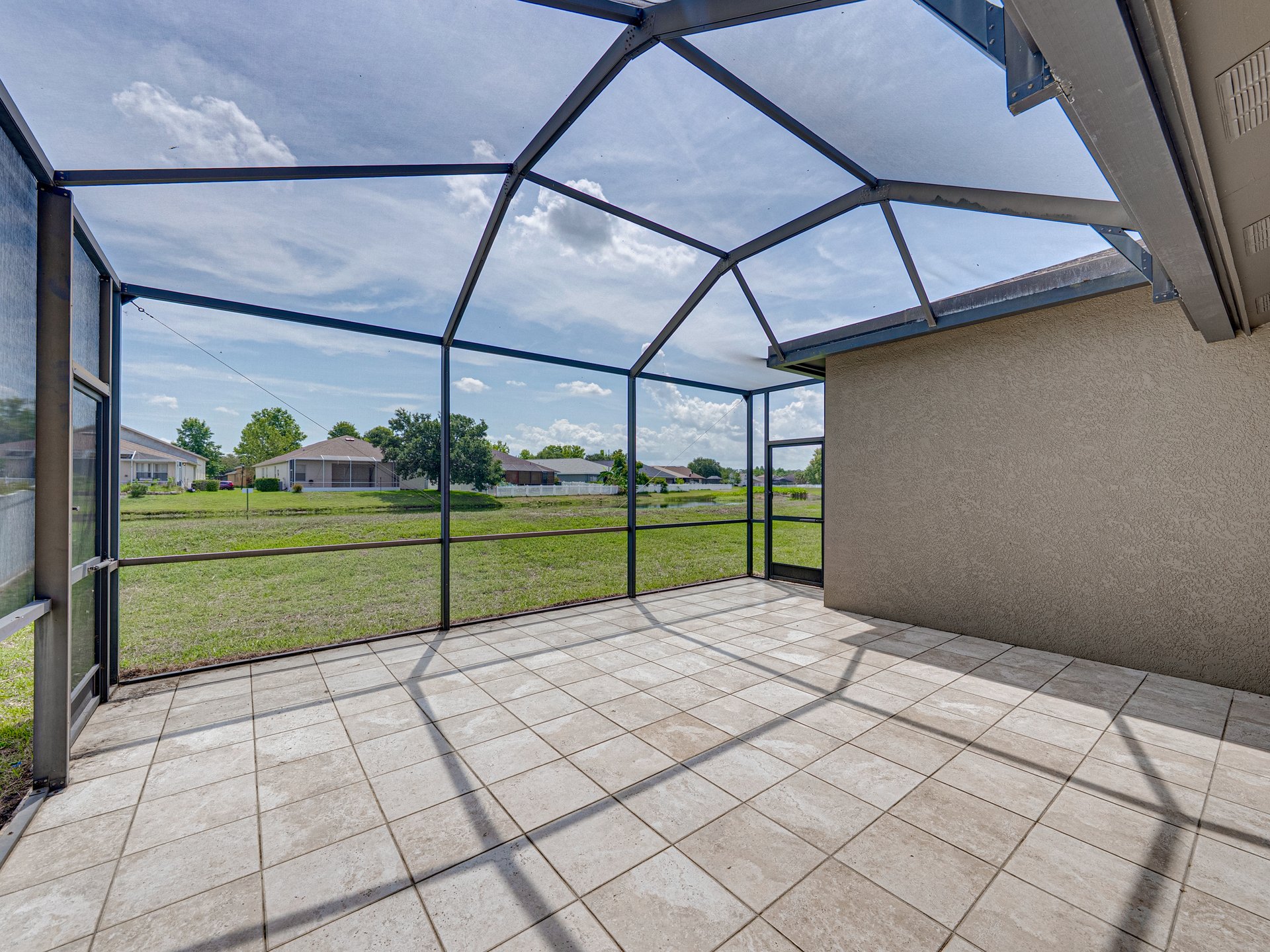 6957 BOULDER RUN LOOP