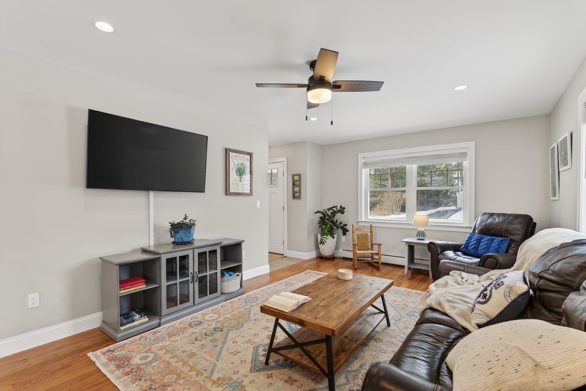12 Robinson Rd, Scarborough