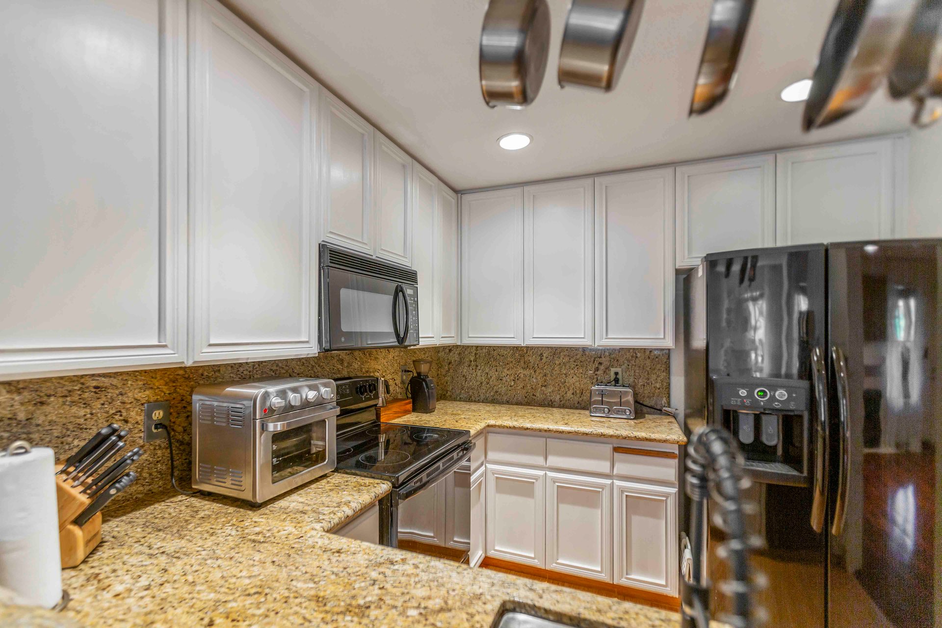 3852 Panda Place