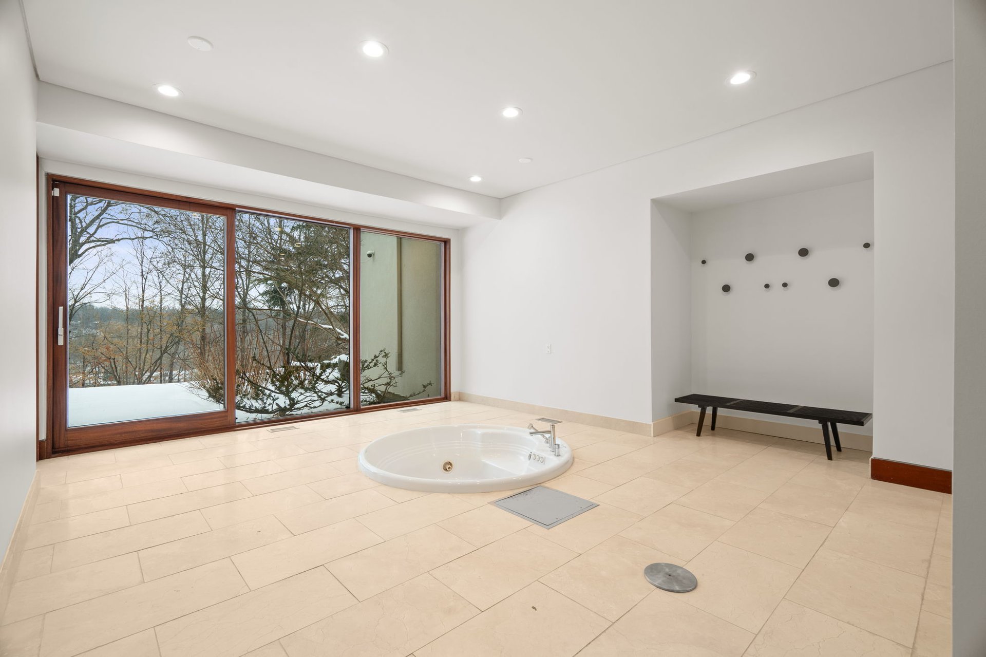 SOLD: Sophisticated & Architecturally Bold