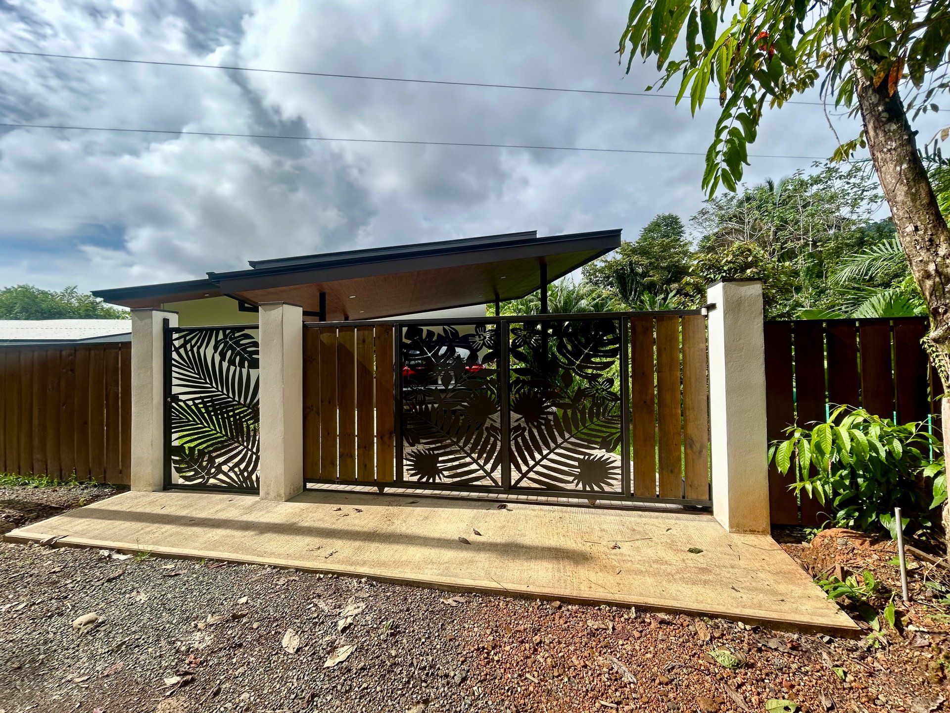 Villa Jardines – 3 Bedrooms, 2 Bathrooms, Brand-New with Pool
