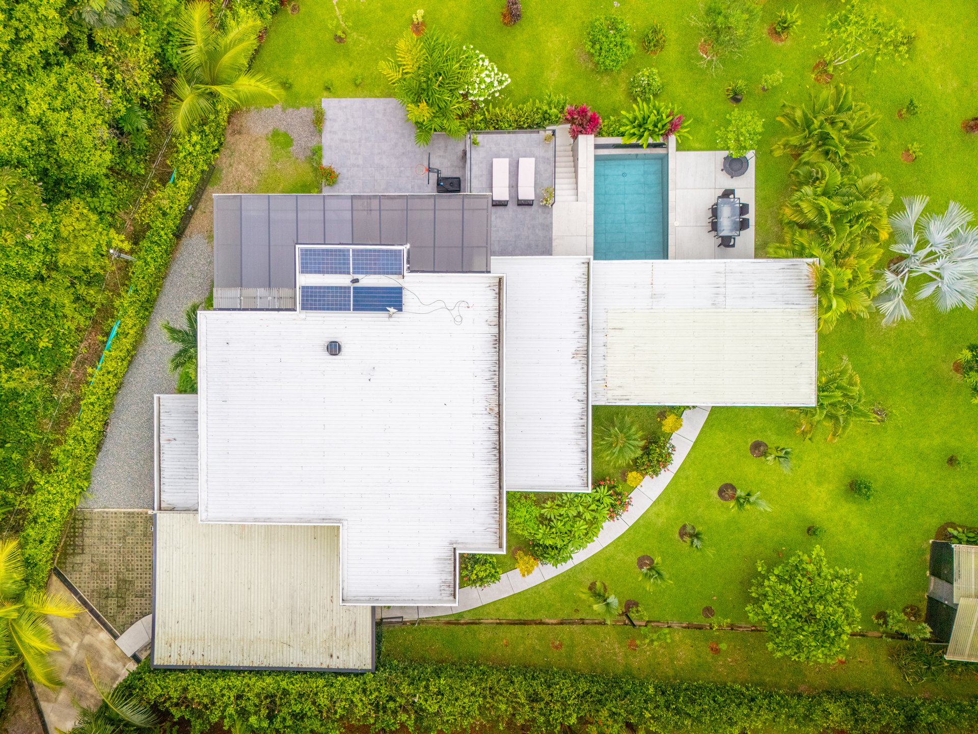 Modern 4-Bedroom Family Sanctuary with Infinity Pool, Edible Forest Garden - Exclusive Gated Ojochal Community 