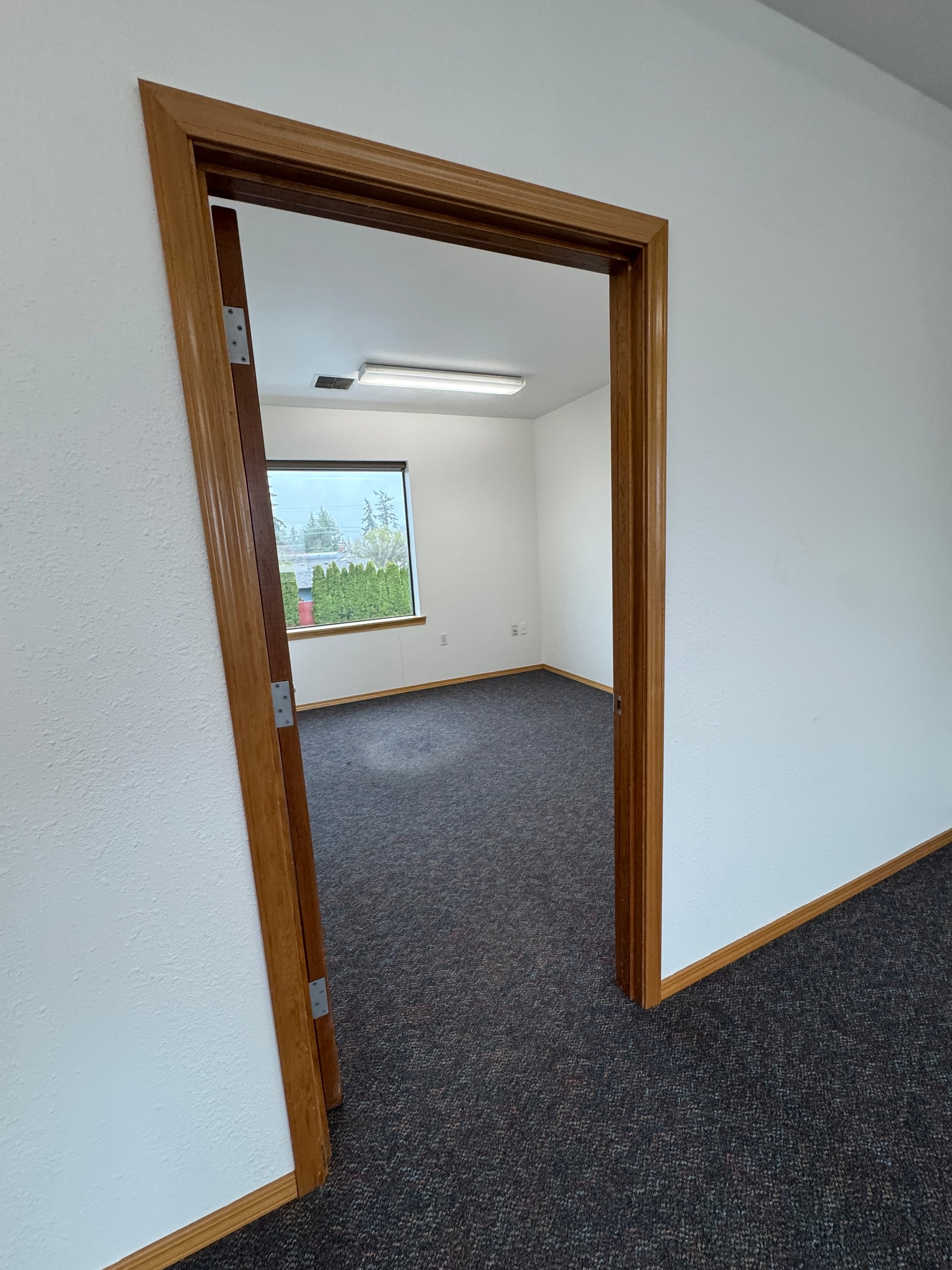 Lease Downtown McMinnville Office Space