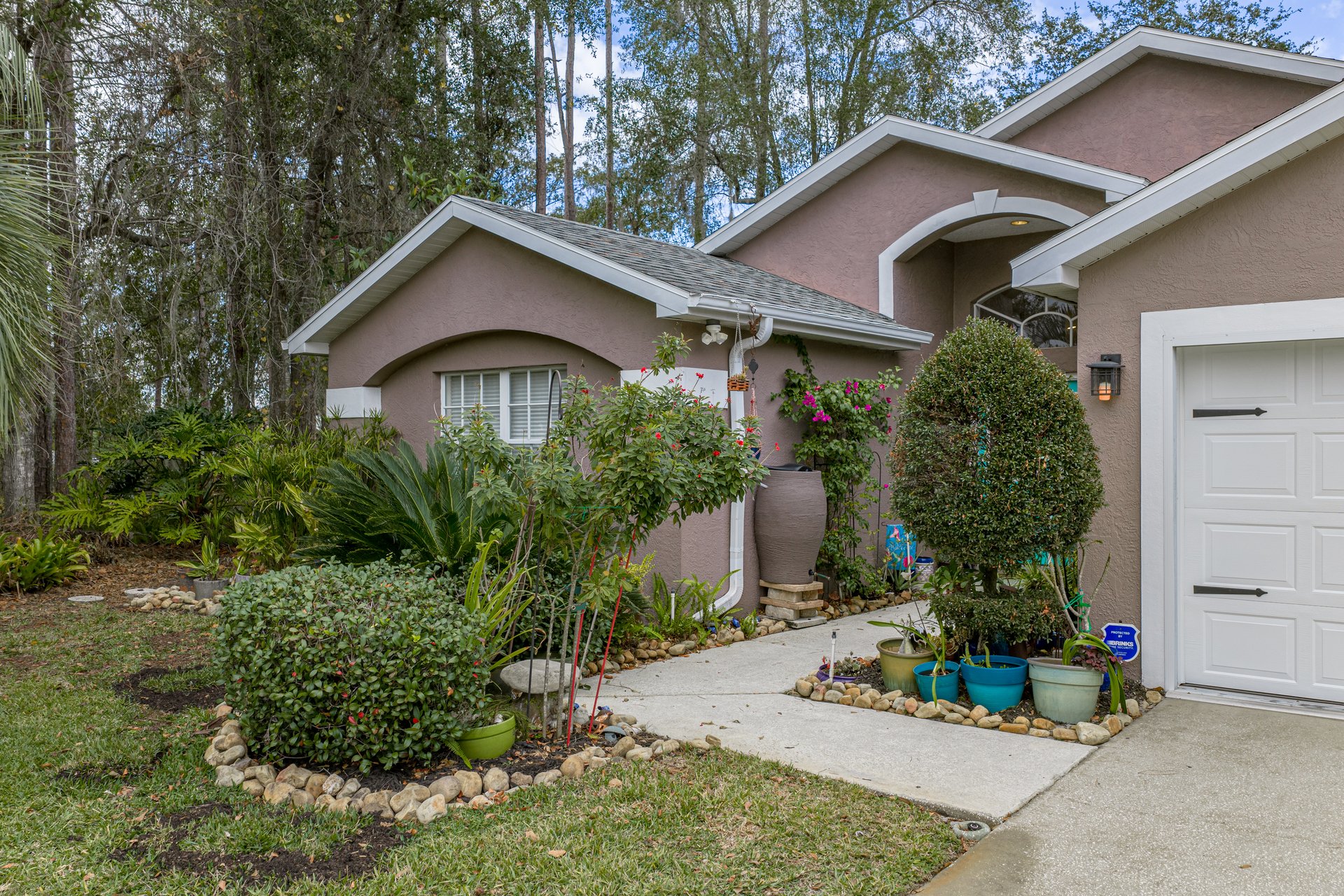 5240 NEW BRITTANY LN