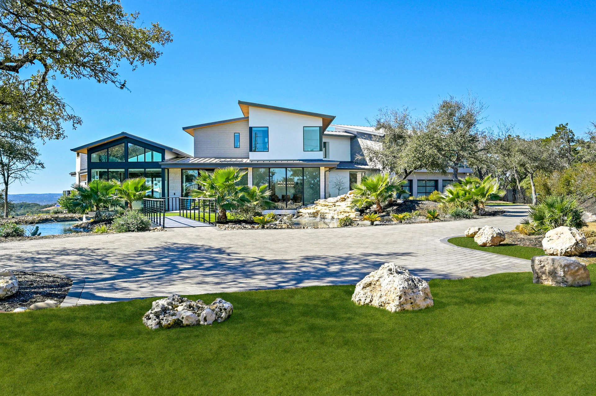8209 Two Coves Drive
