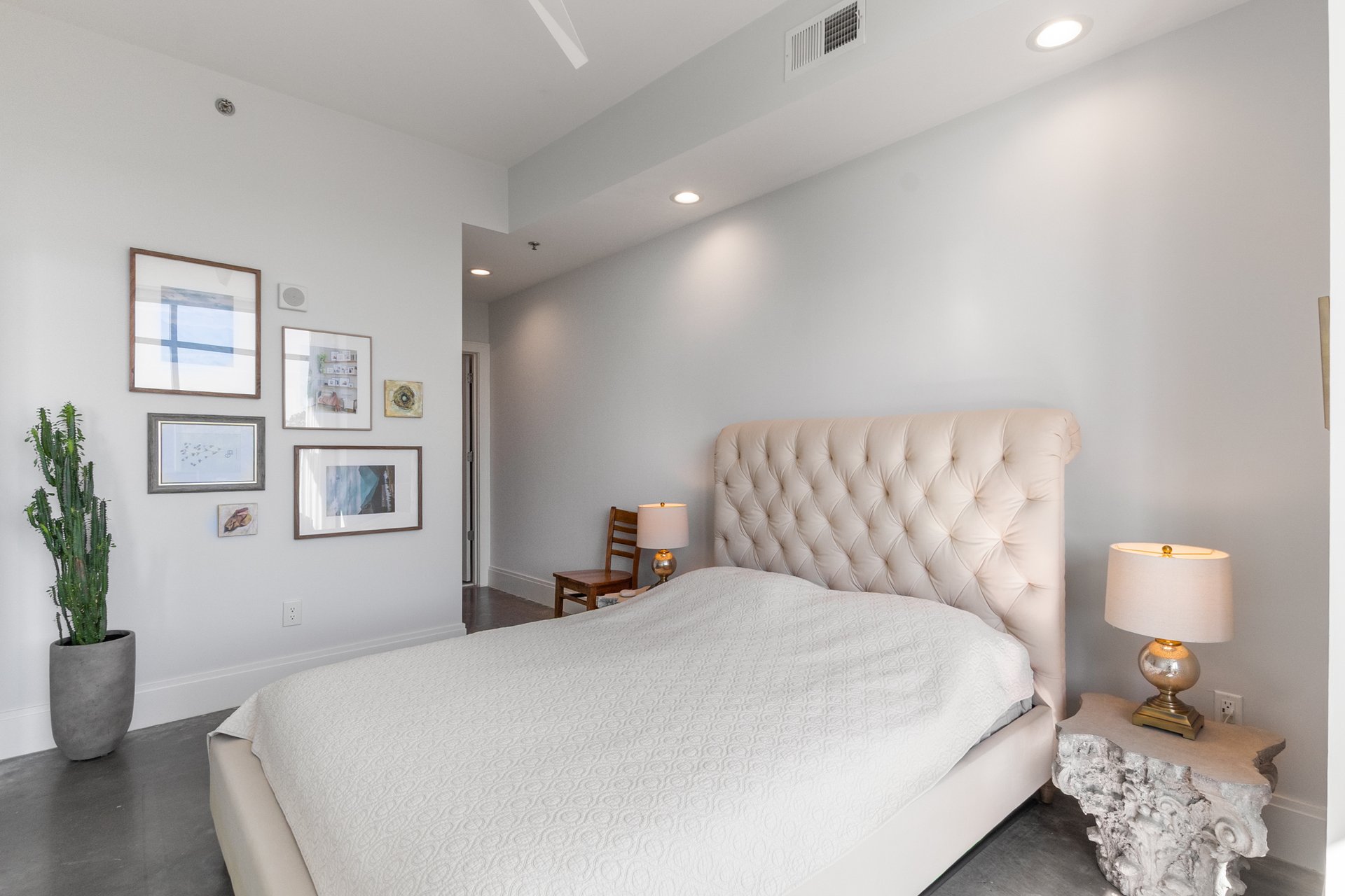 905 Juniper Street NE Unit 704