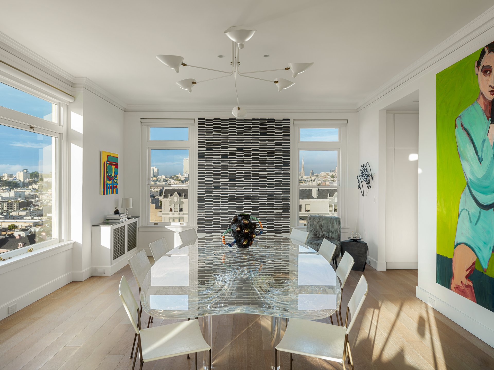 Magnificent Apartment at The Heights