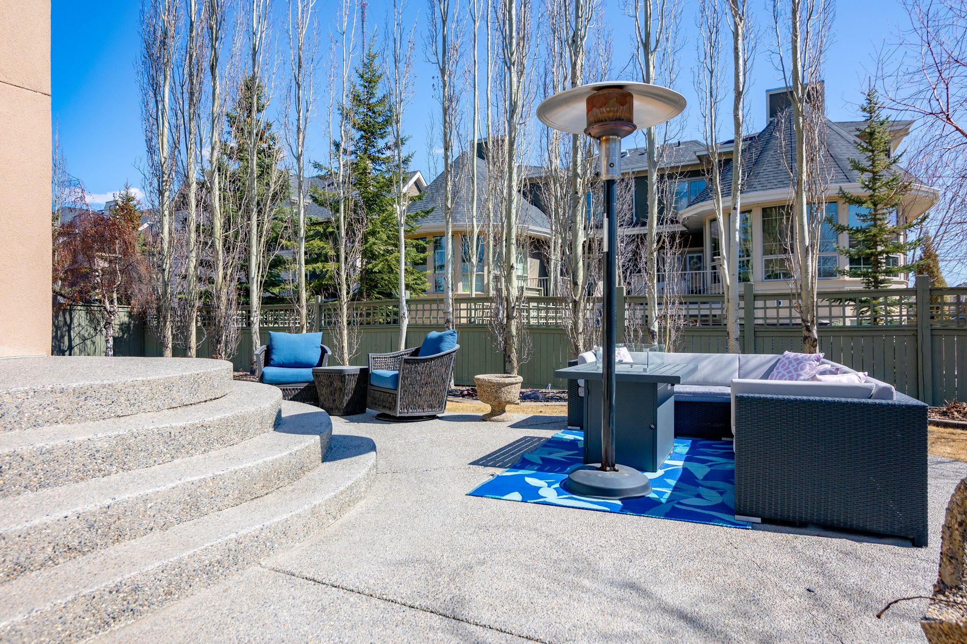 123 Wentworth Court SW