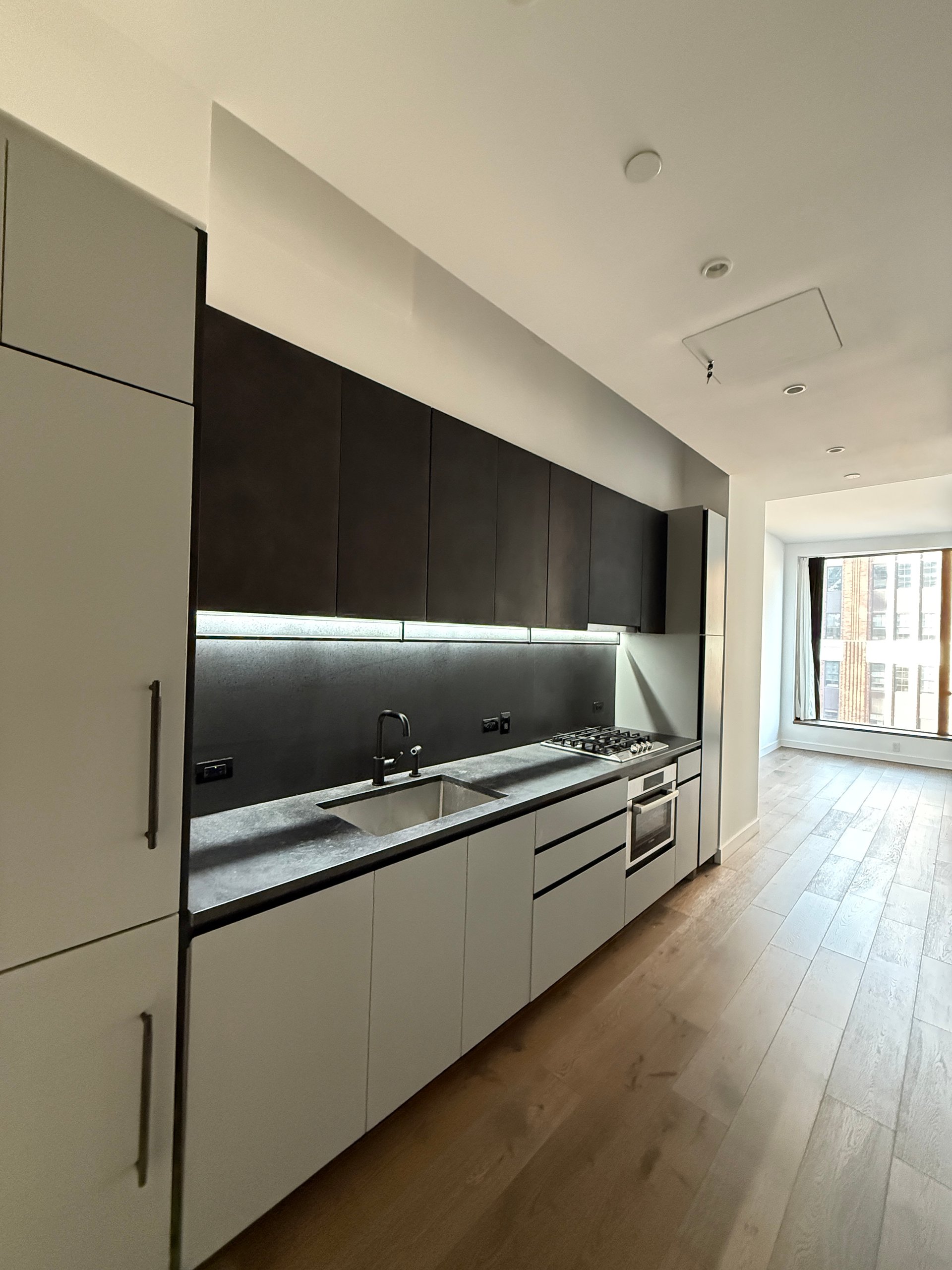 11 Hoyt St #11M