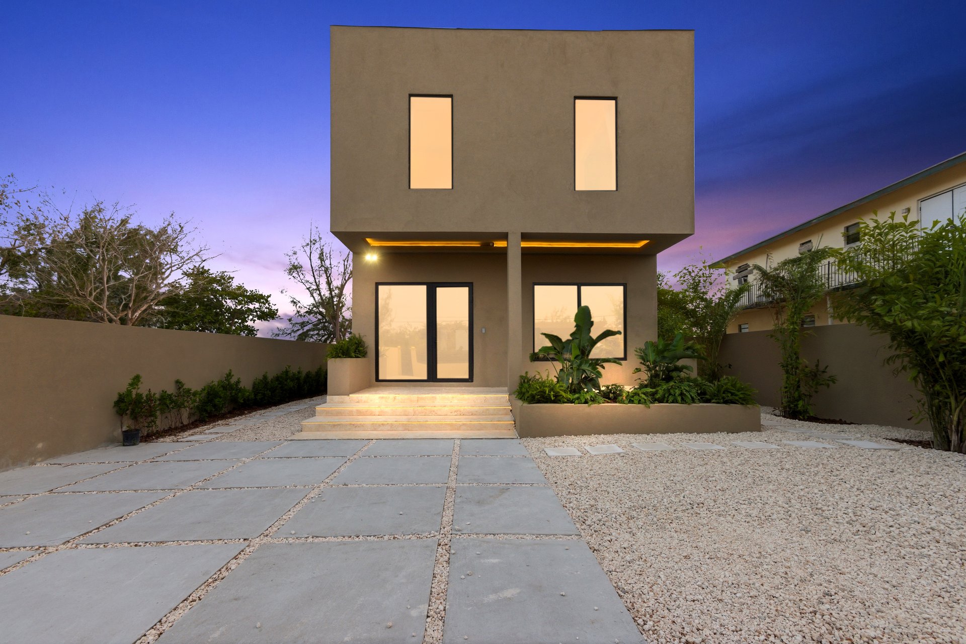 Villa Sol, Adelaide Beach